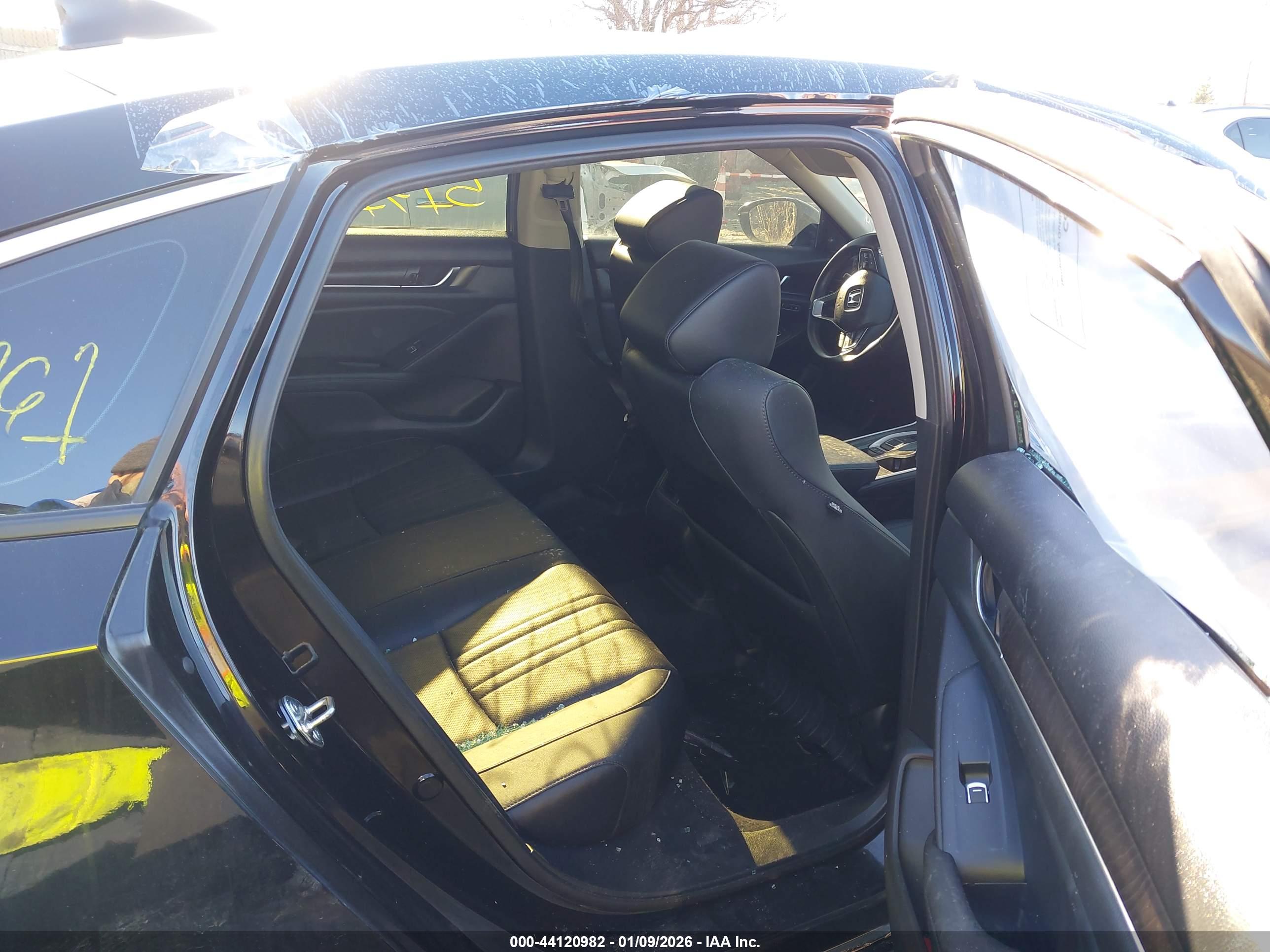 HONDA ACCORD image 8