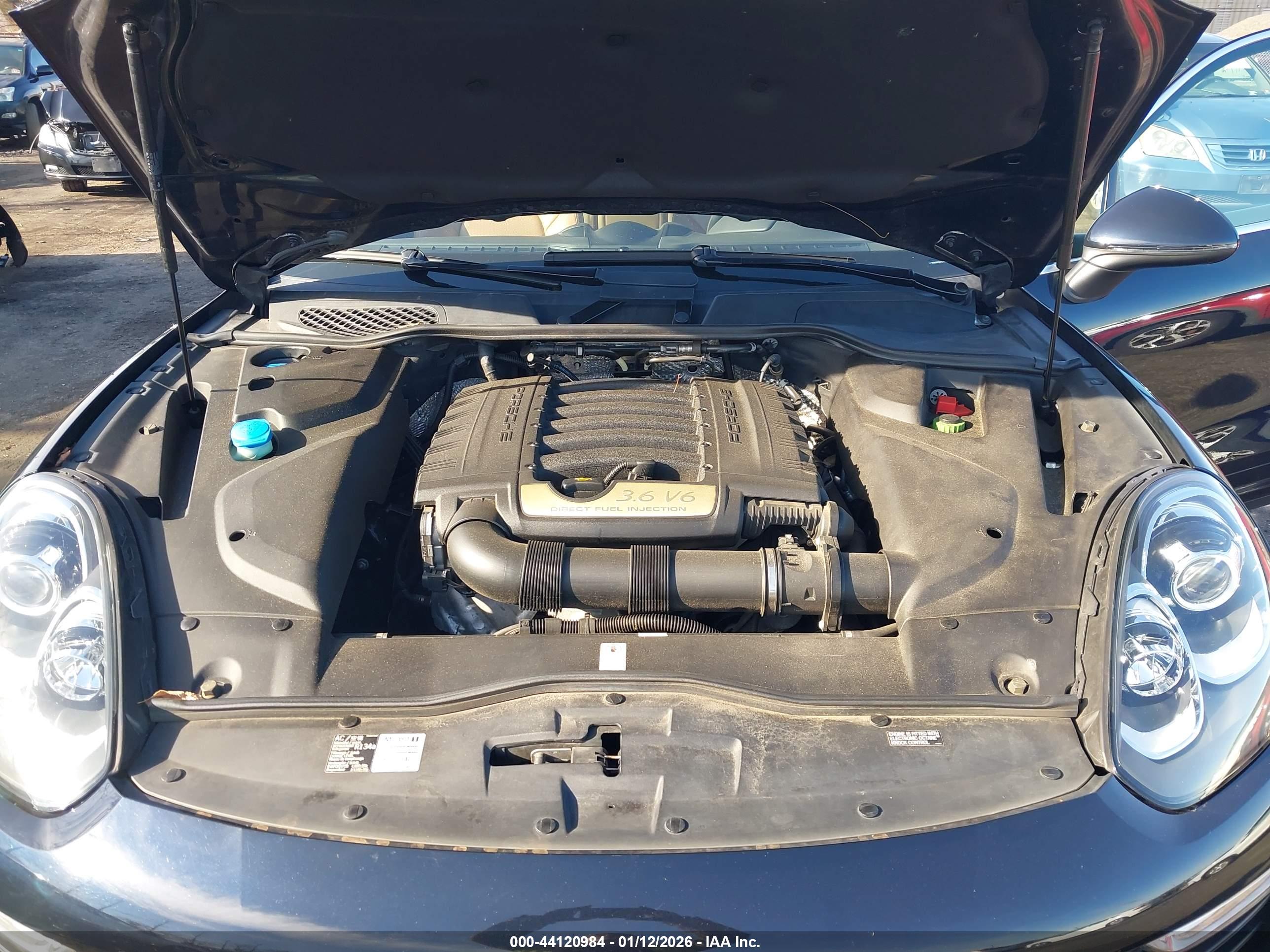 PORSCHE CAYENNE image 10
