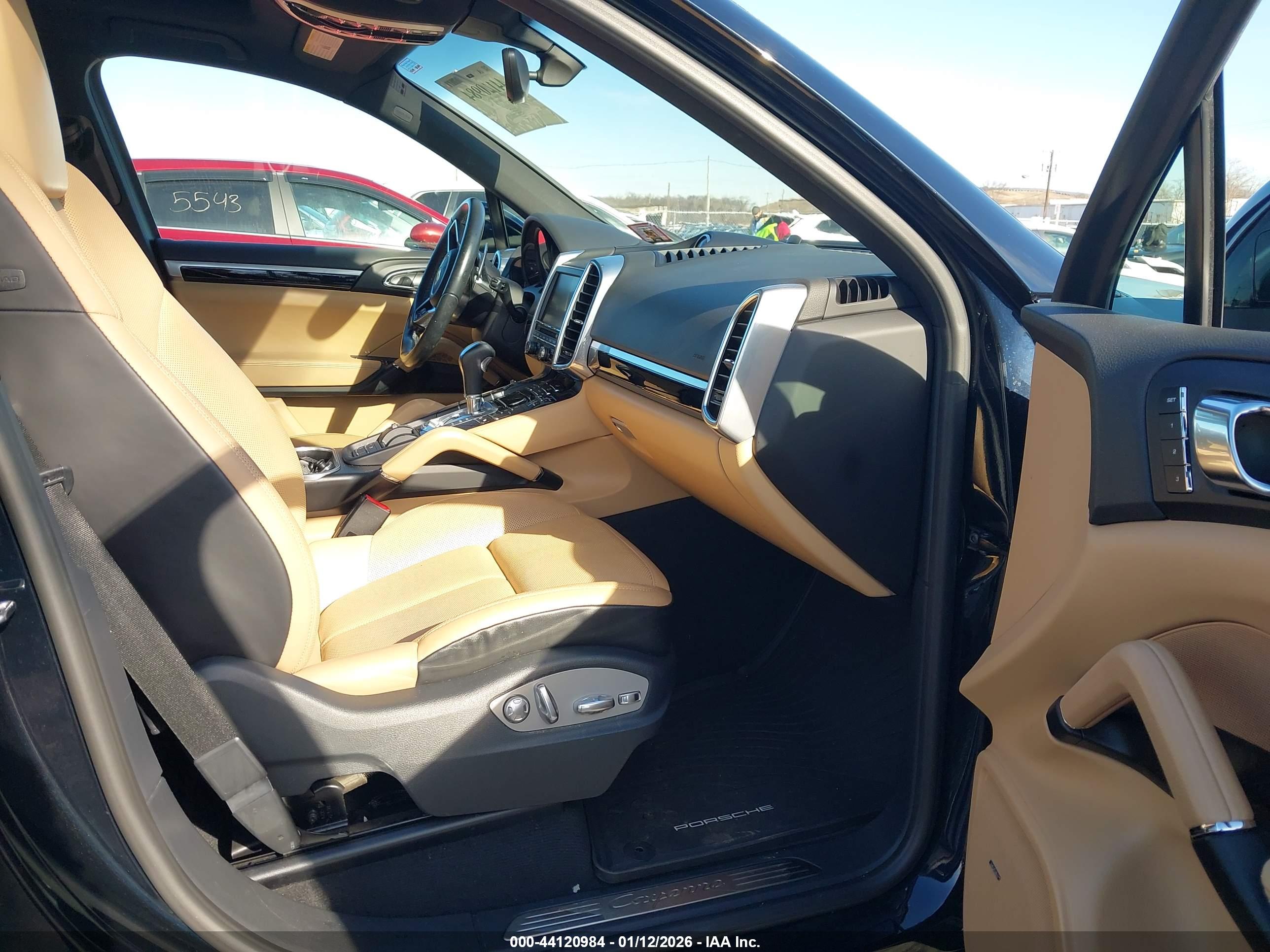 PORSCHE CAYENNE image 5