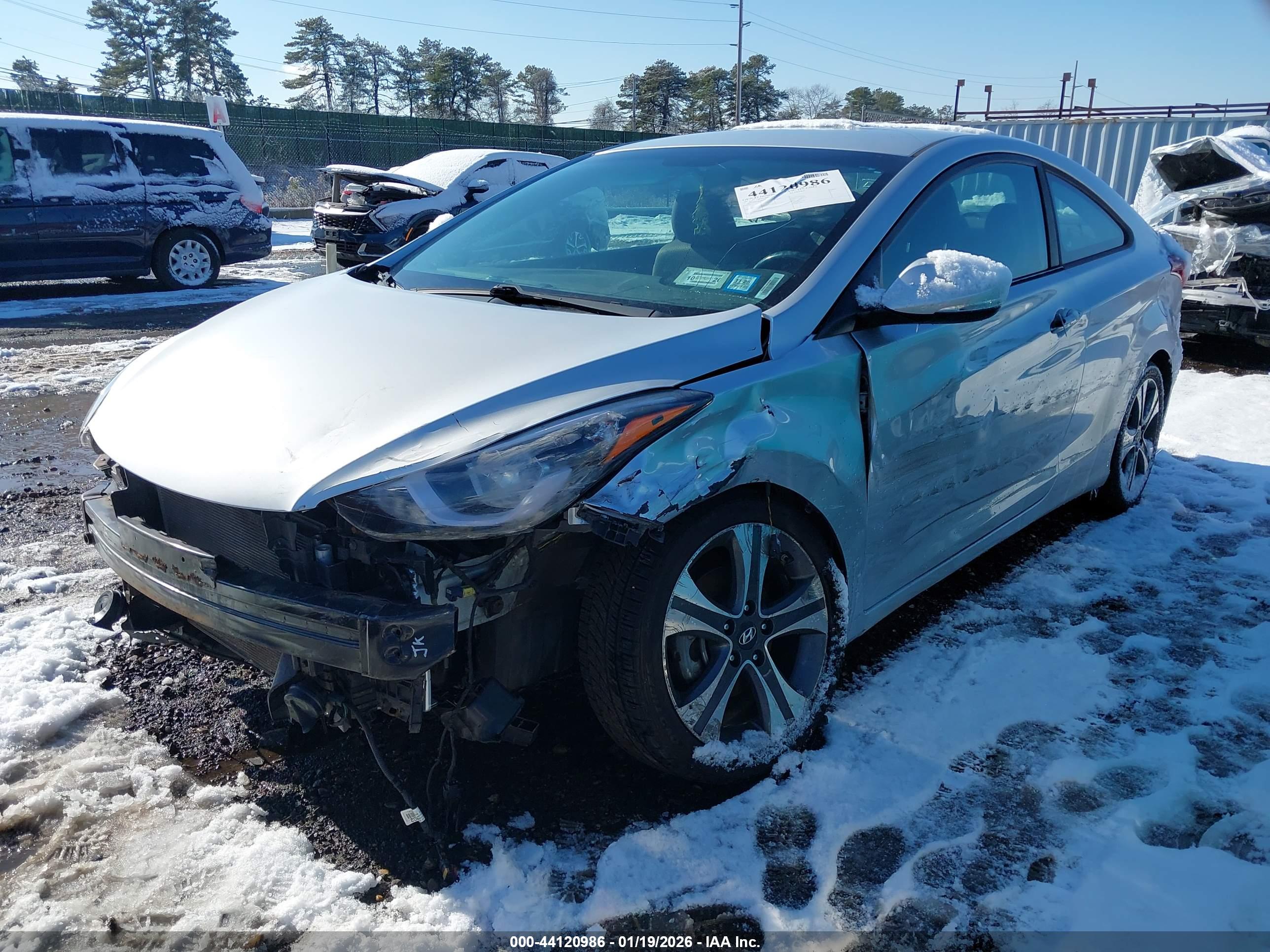 HYUNDAI ELANTRA image 2