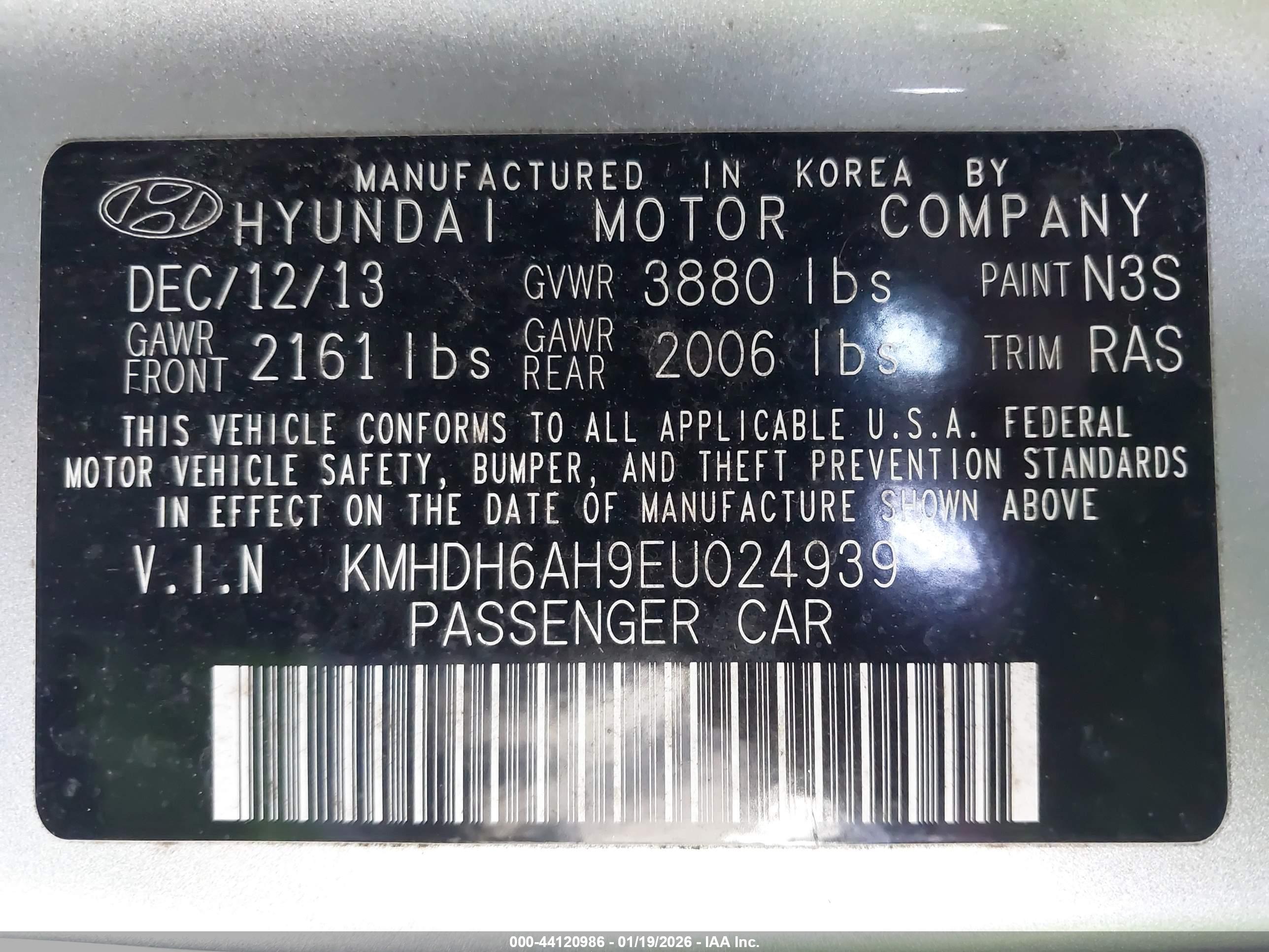HYUNDAI ELANTRA image 9