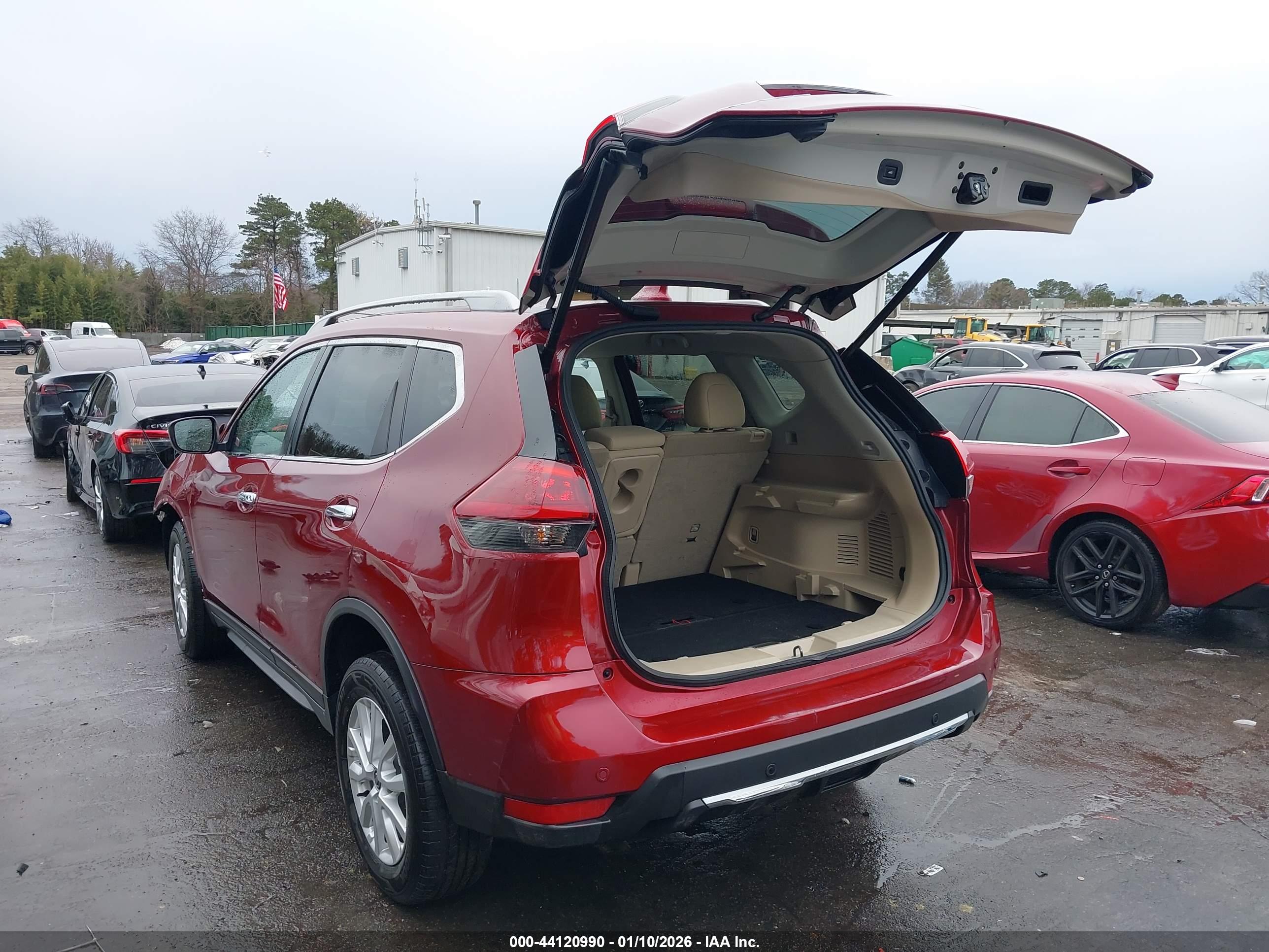 NISSAN ROGUE image 3