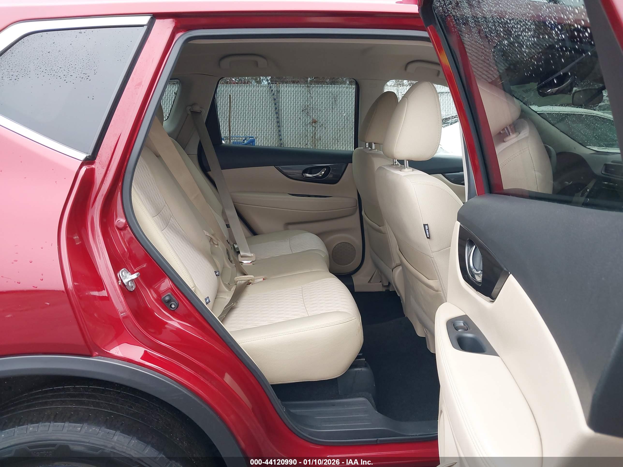 NISSAN ROGUE image 8