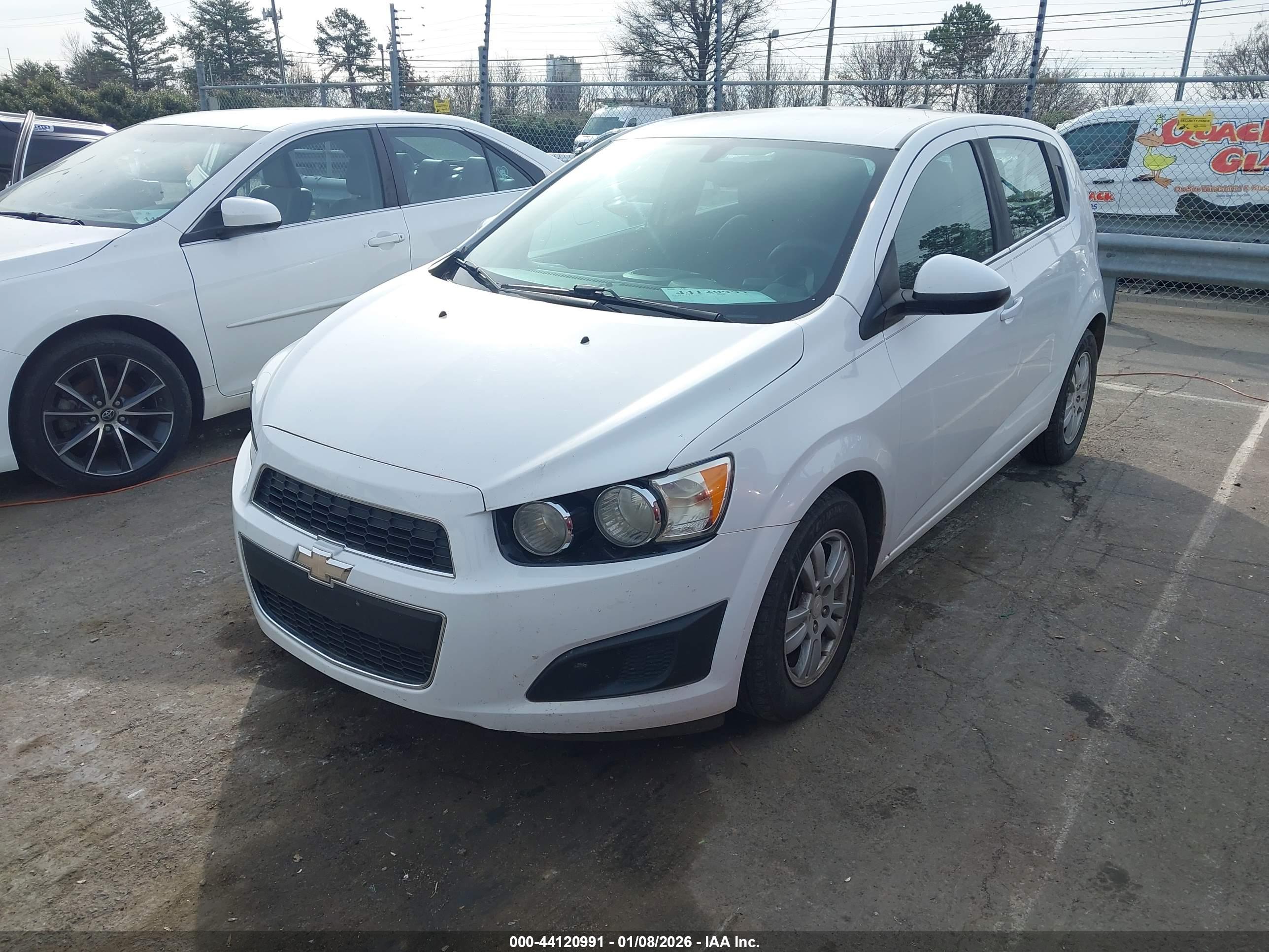 CHEVROLET SONIC image 2