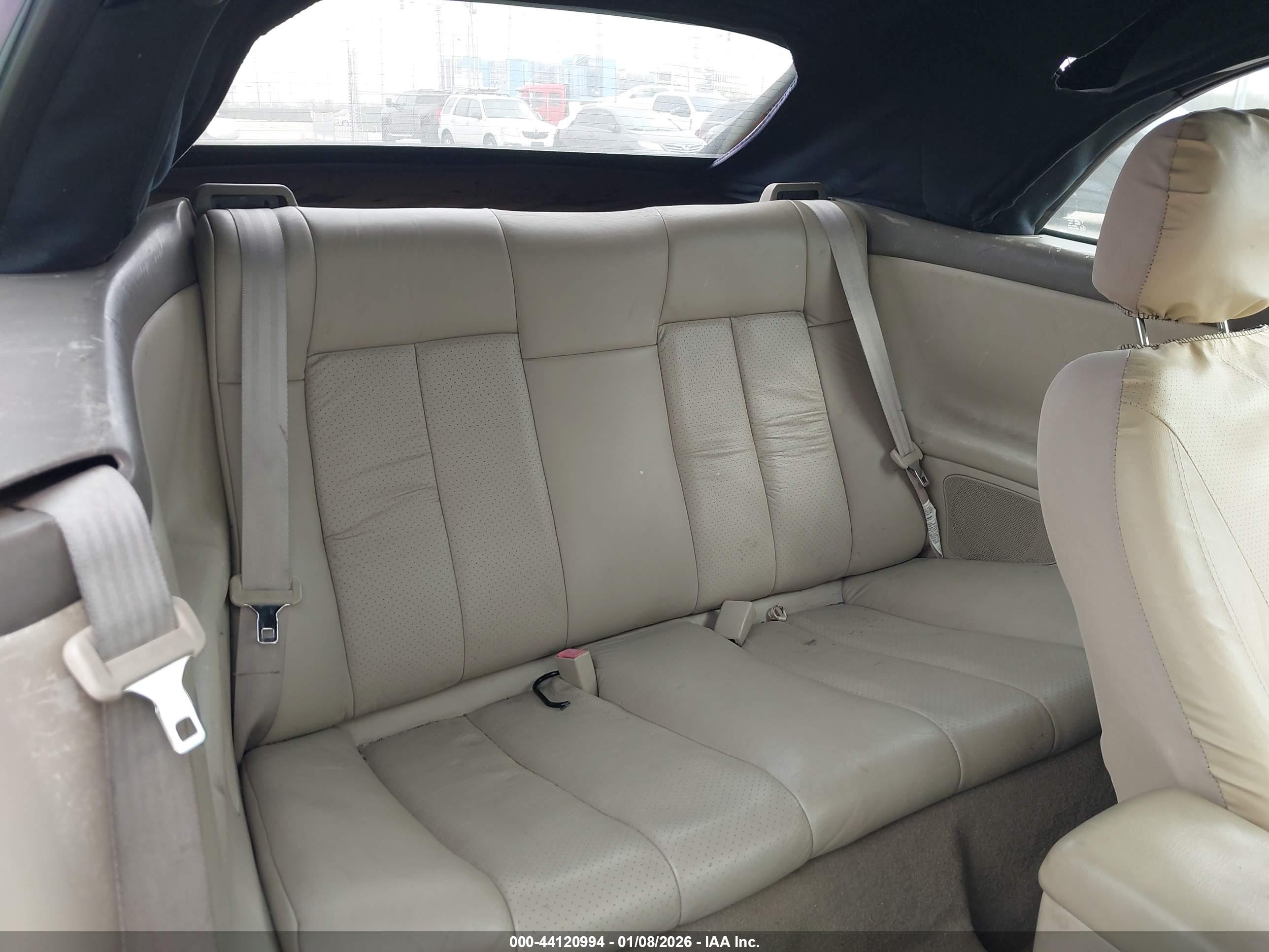 TOYOTA CAMRY image 8