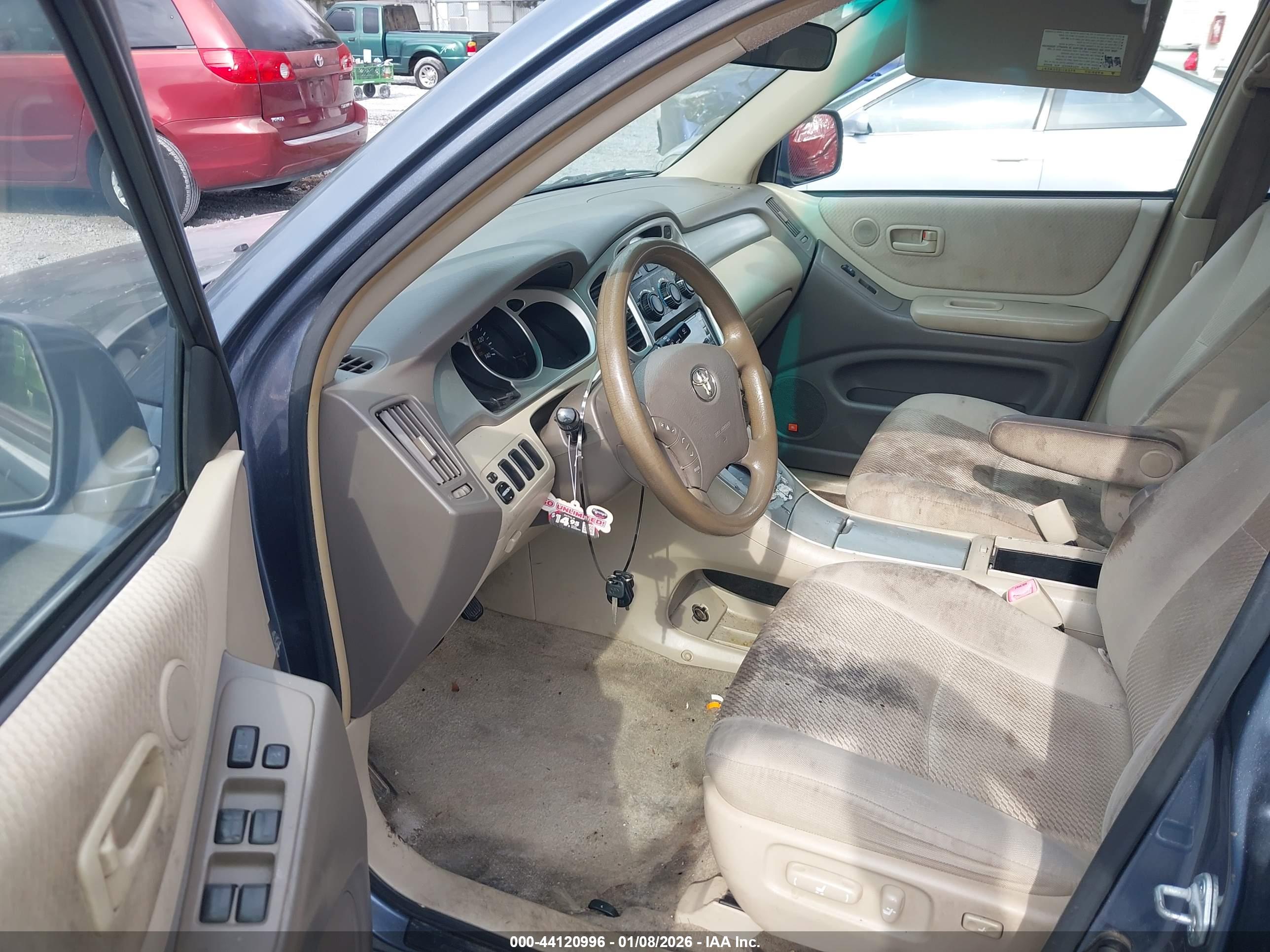 TOYOTA HIGHLANDER image 5