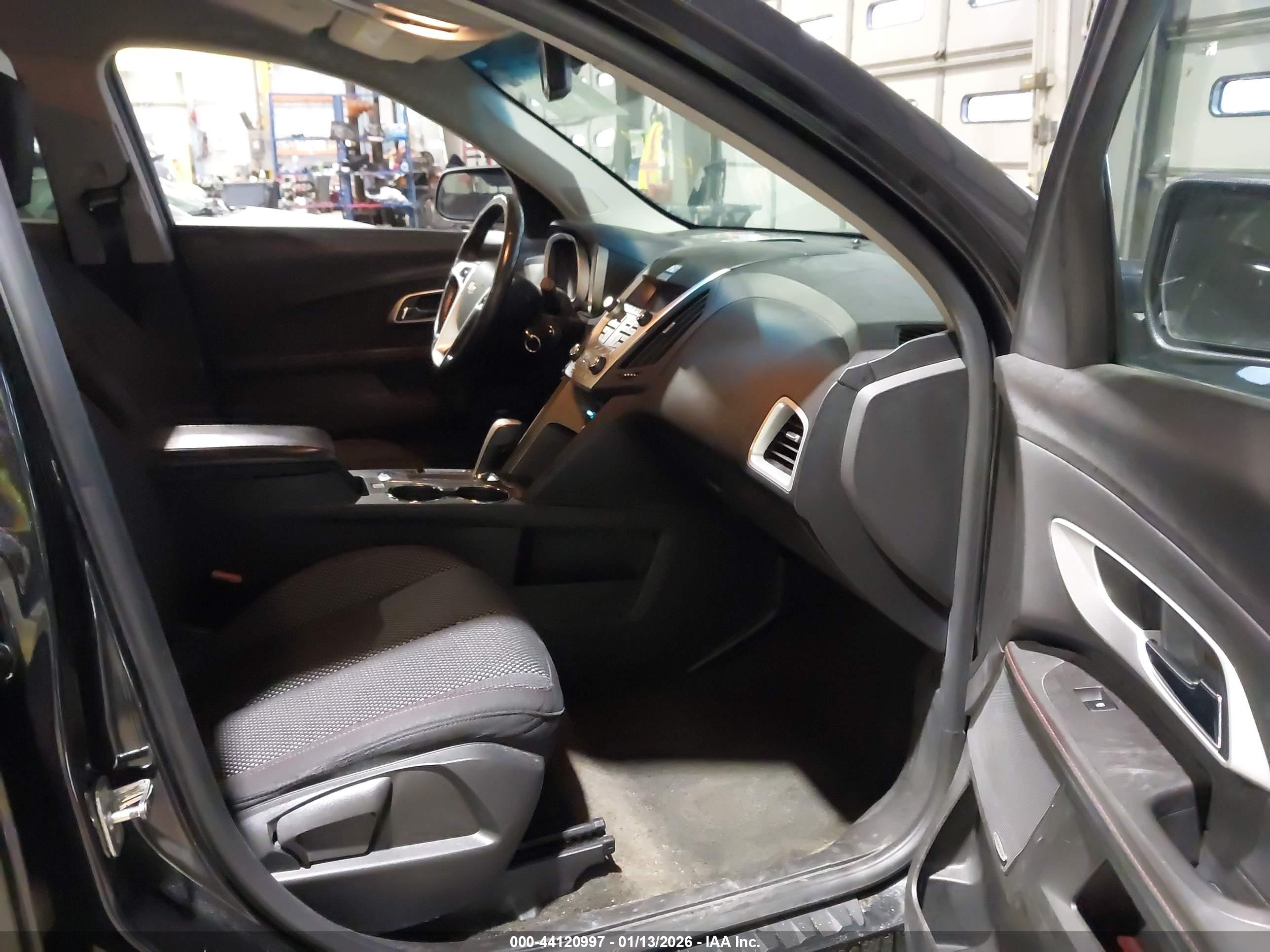 CHEVROLET EQUINOX image 5