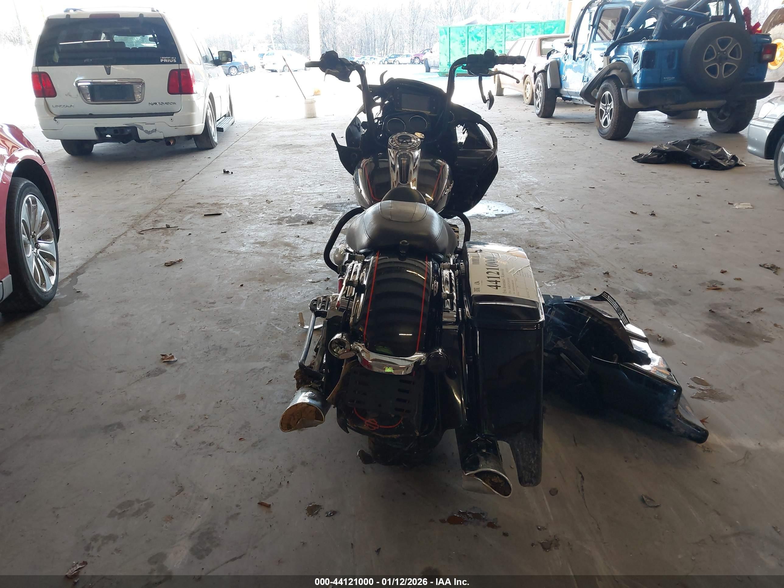 HARLEY-DAVIDSON FLTRXS image 6