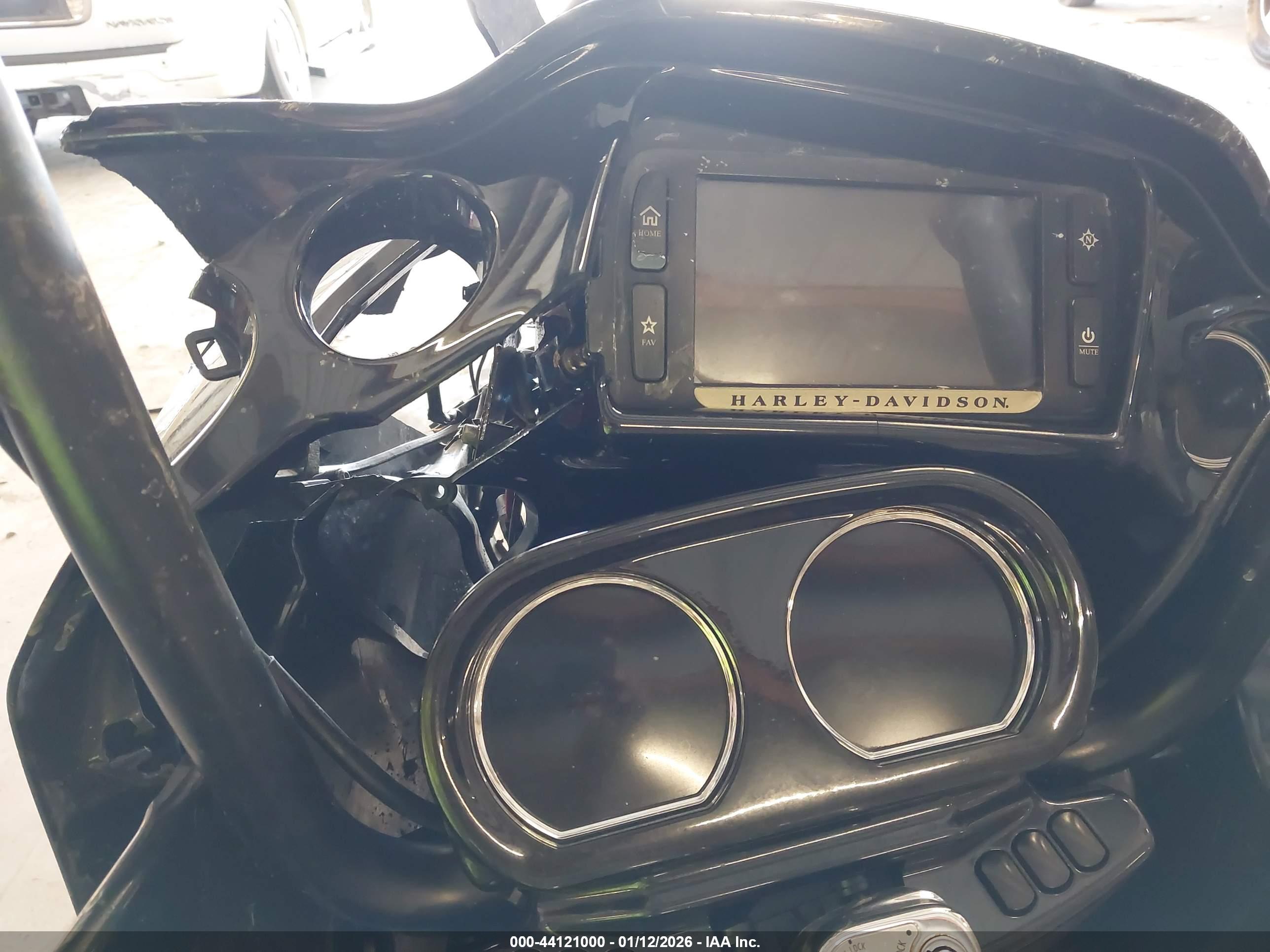 HARLEY-DAVIDSON FLTRXS image 7
