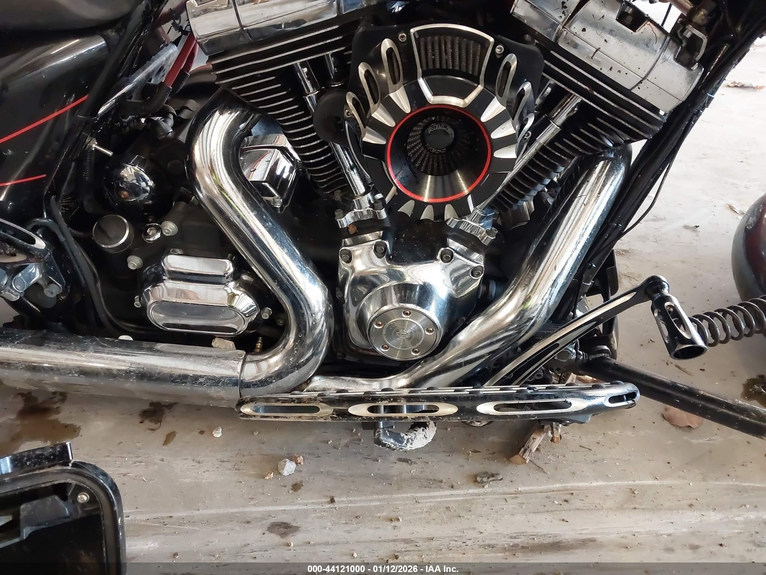 HARLEY-DAVIDSON FLTRXS image 8