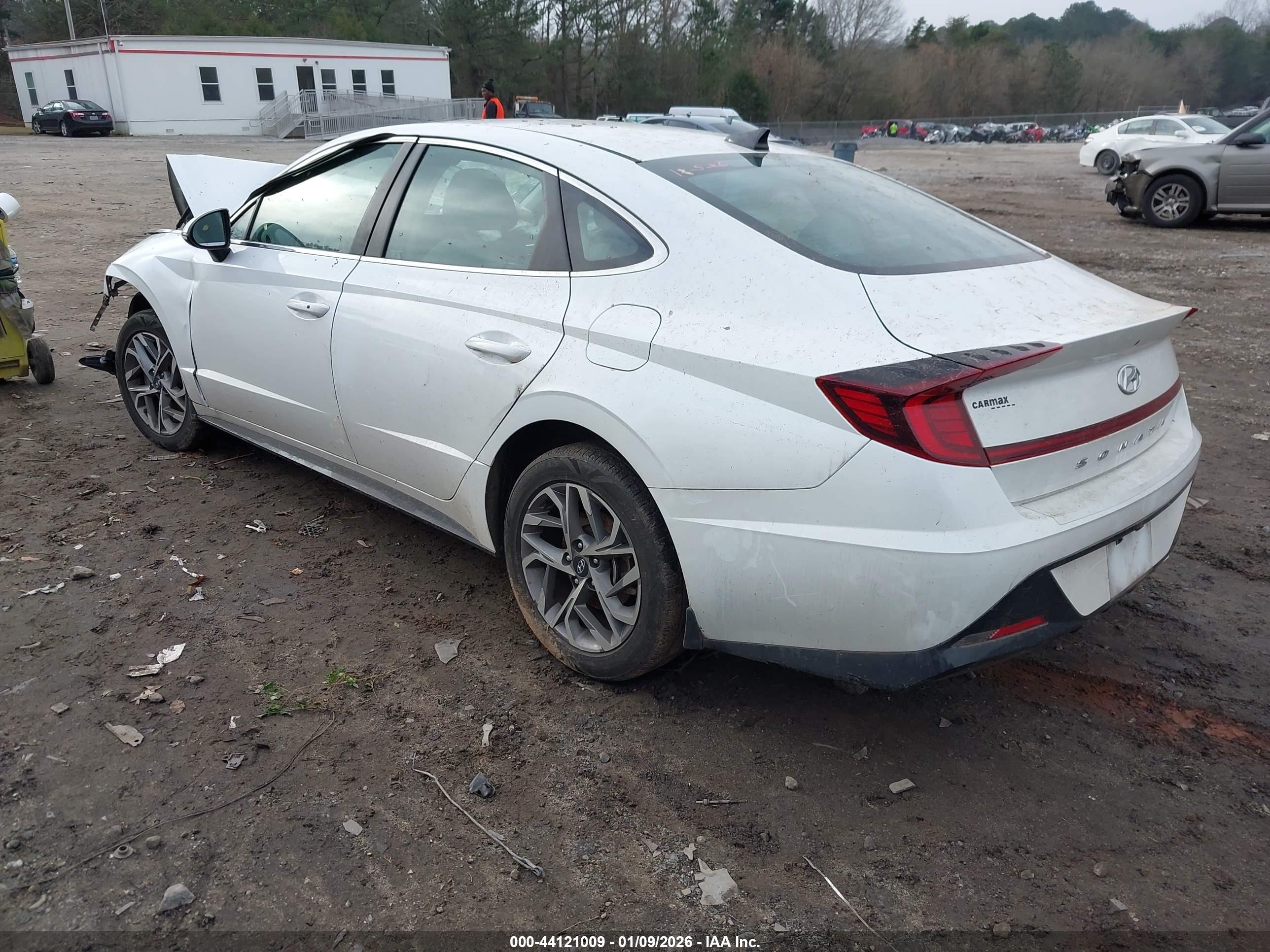 HYUNDAI SONATA image 3