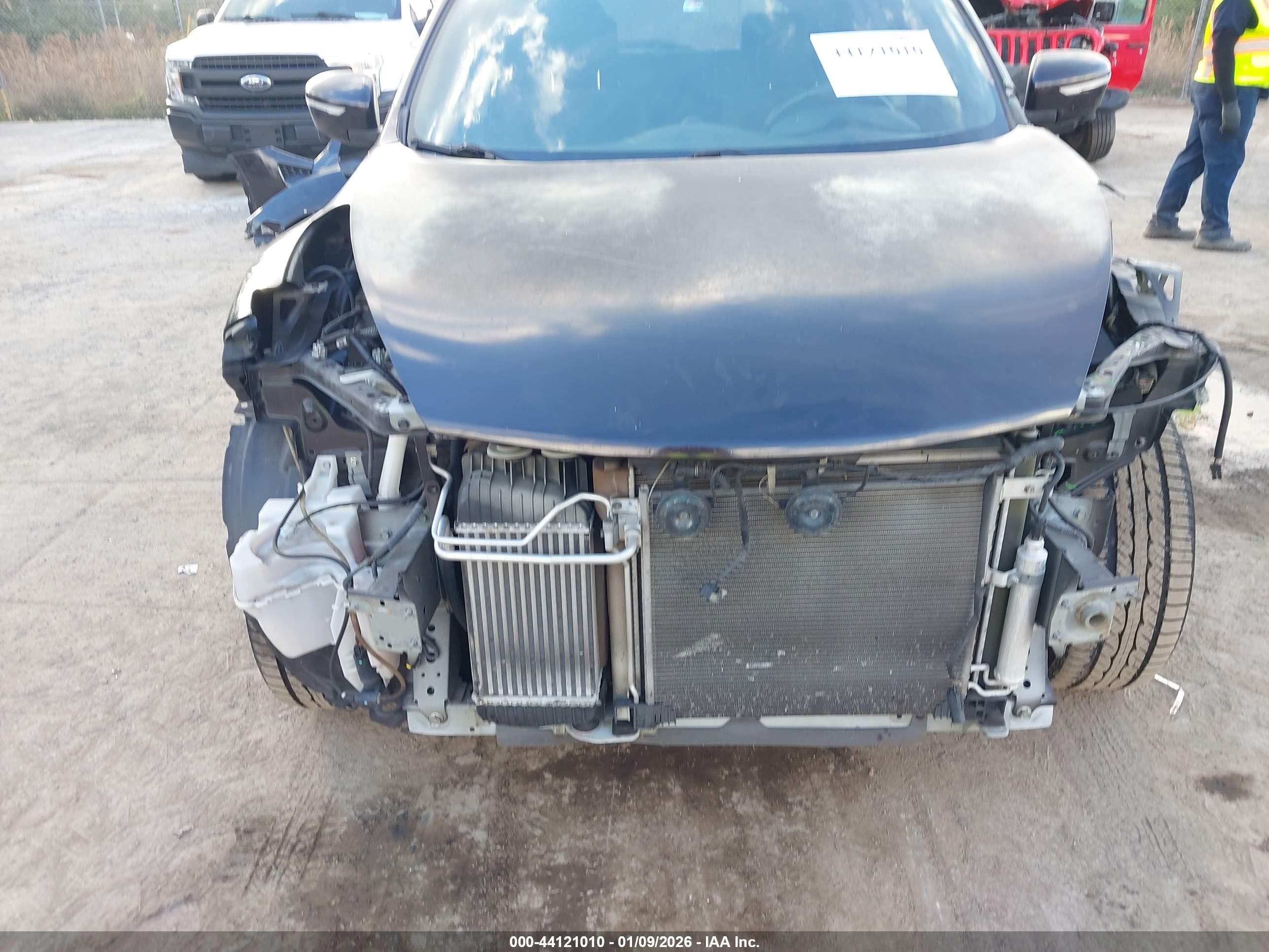 NISSAN JUKE image 6