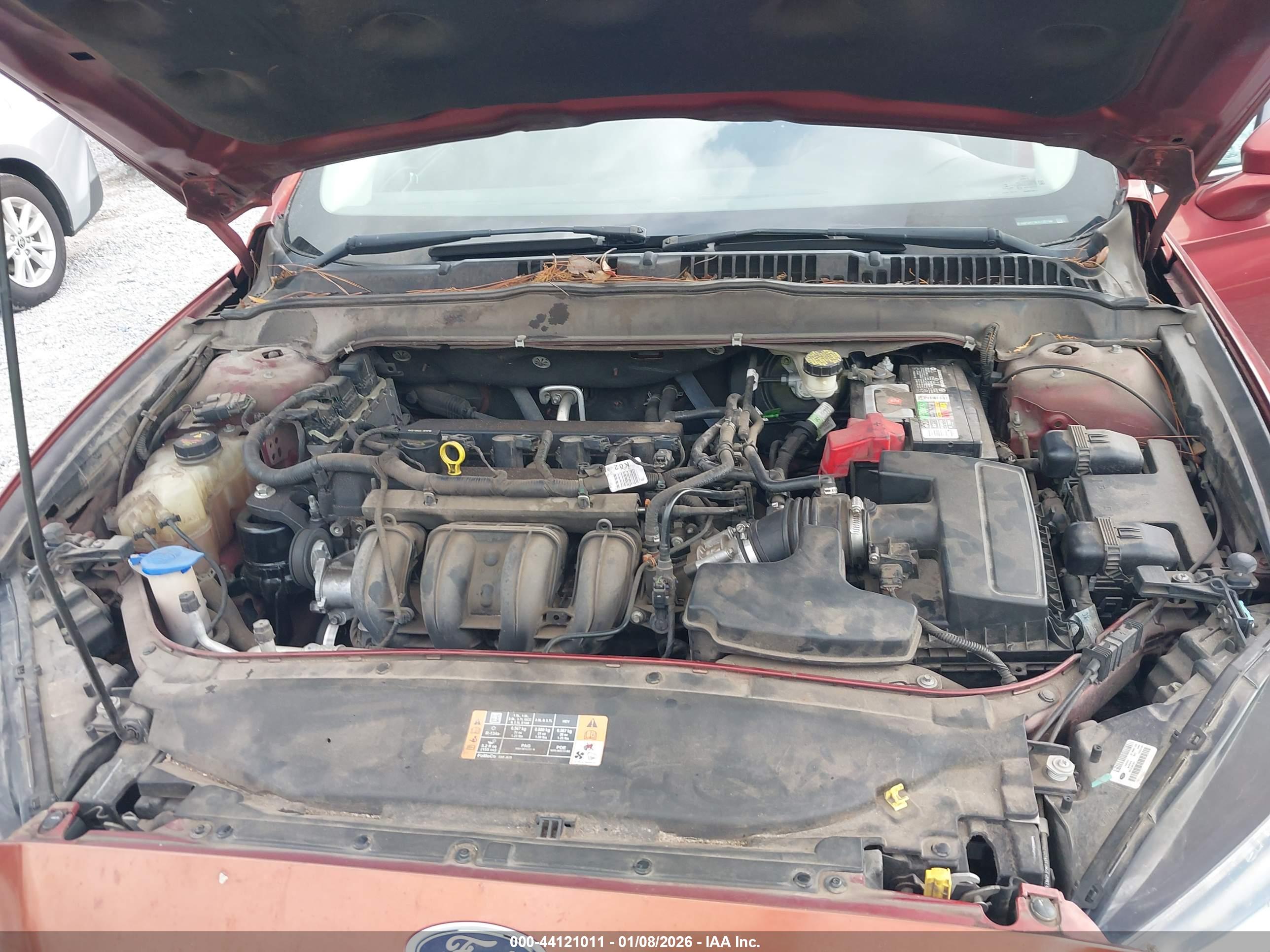 FORD FUSION image 10