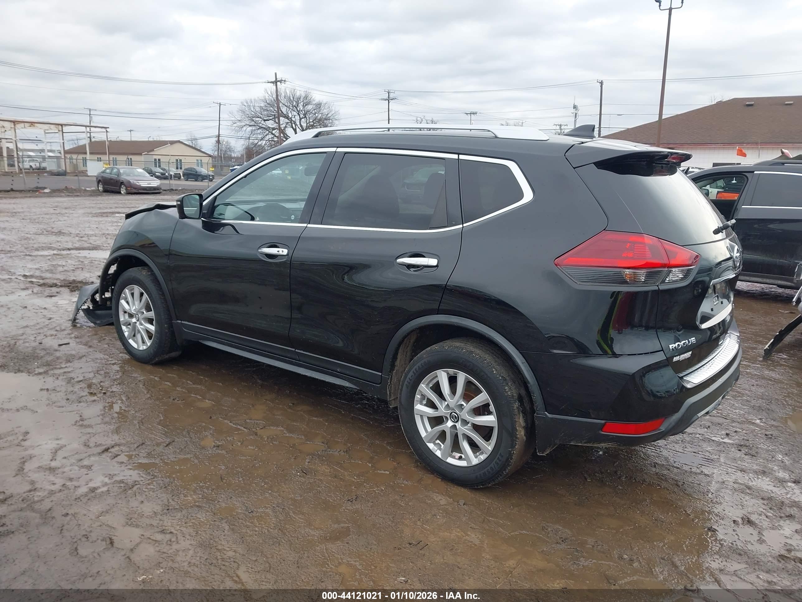 NISSAN ROGUE image 3