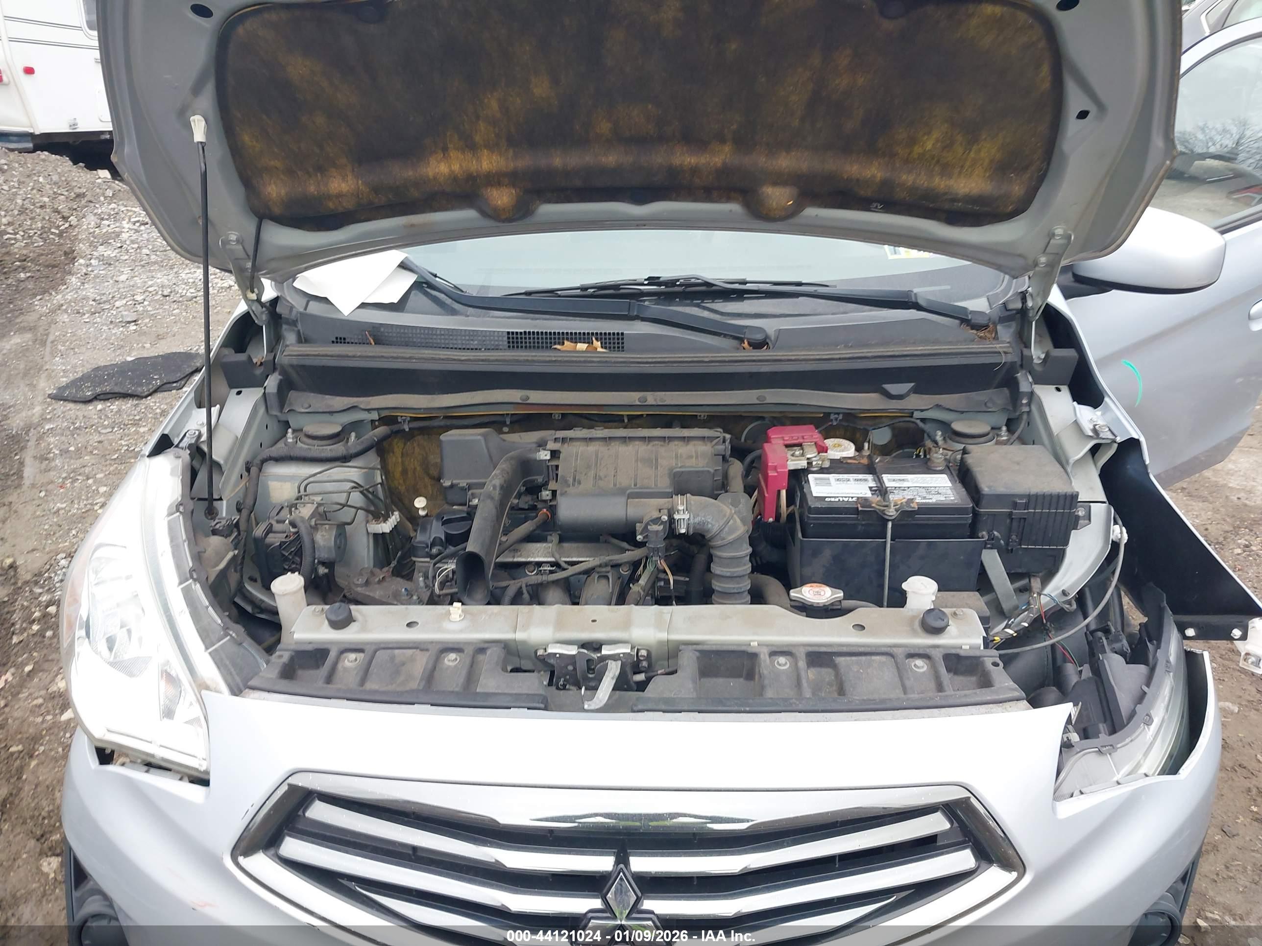 MITSUBISHI MIRAGE image 10