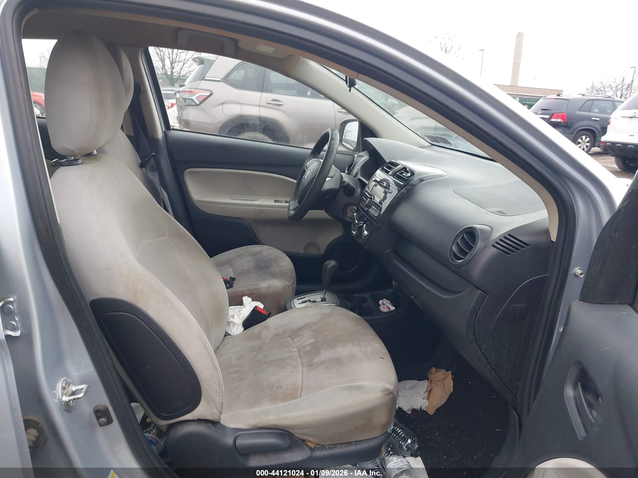MITSUBISHI MIRAGE image 5