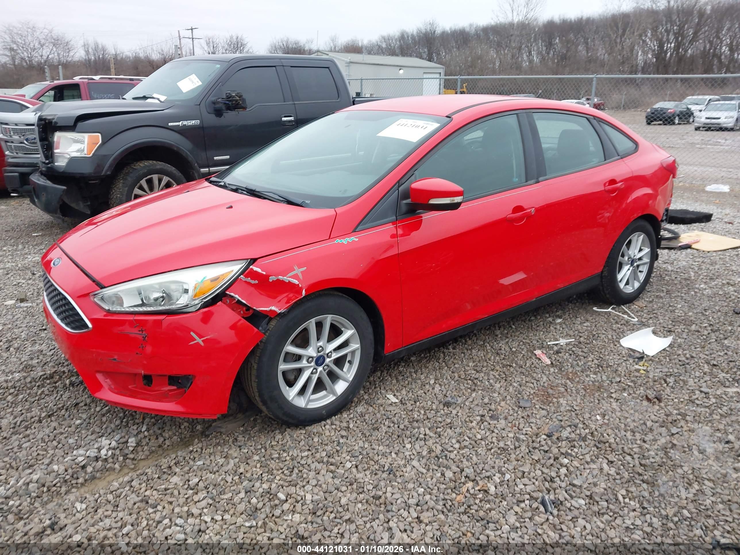 FORD FOCUS image 2