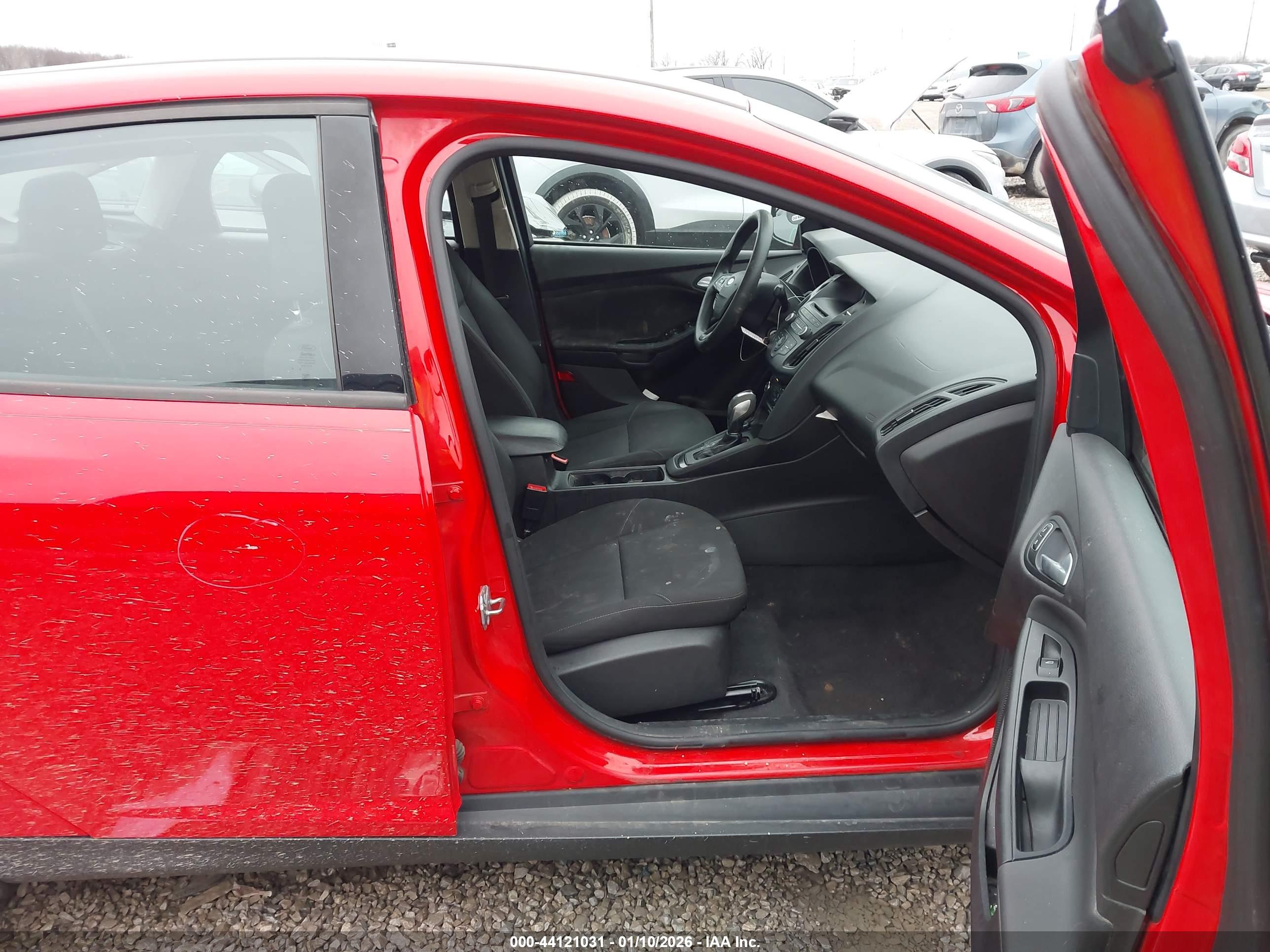 FORD FOCUS image 5