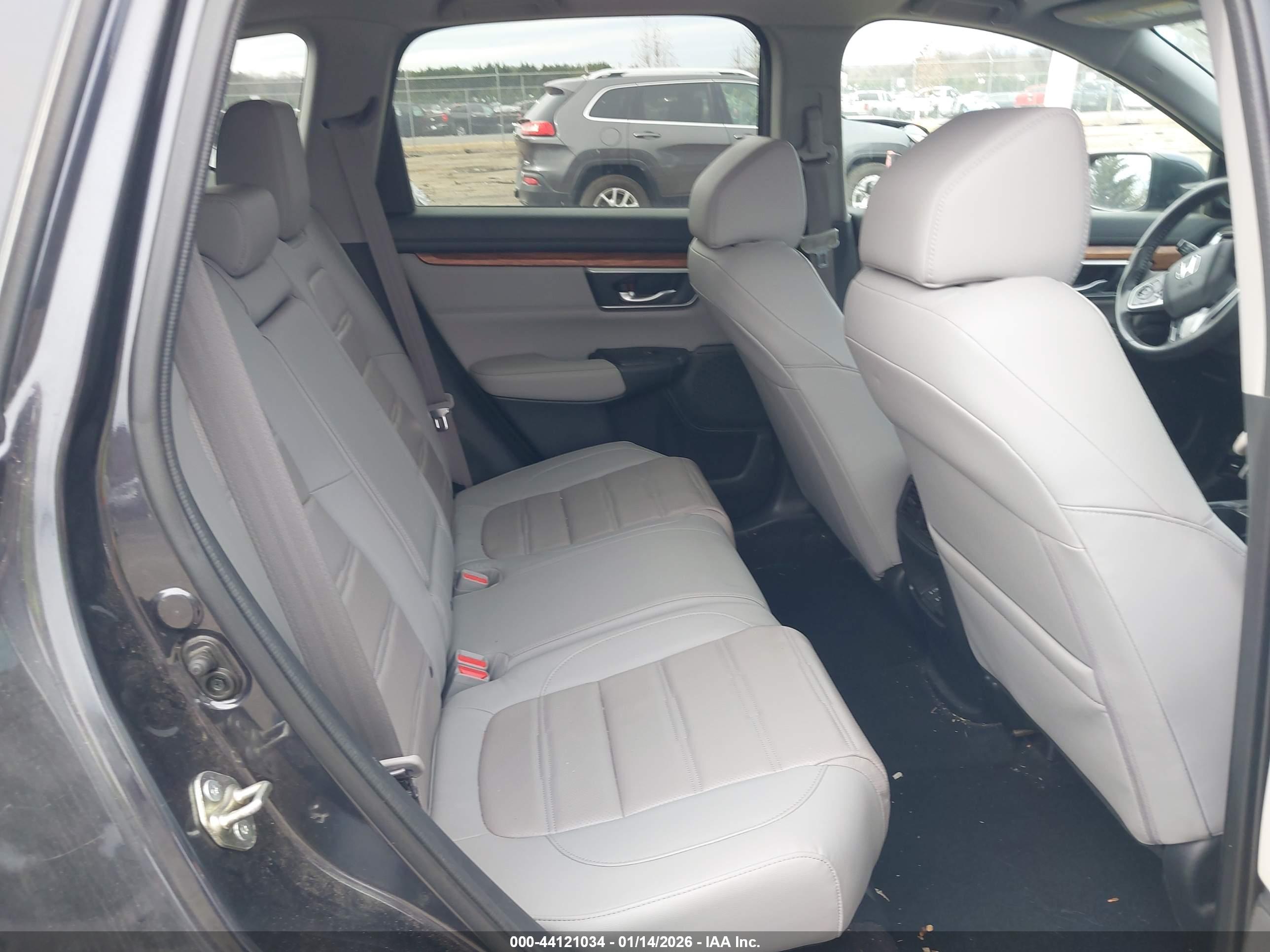 HONDA CR-V image 8