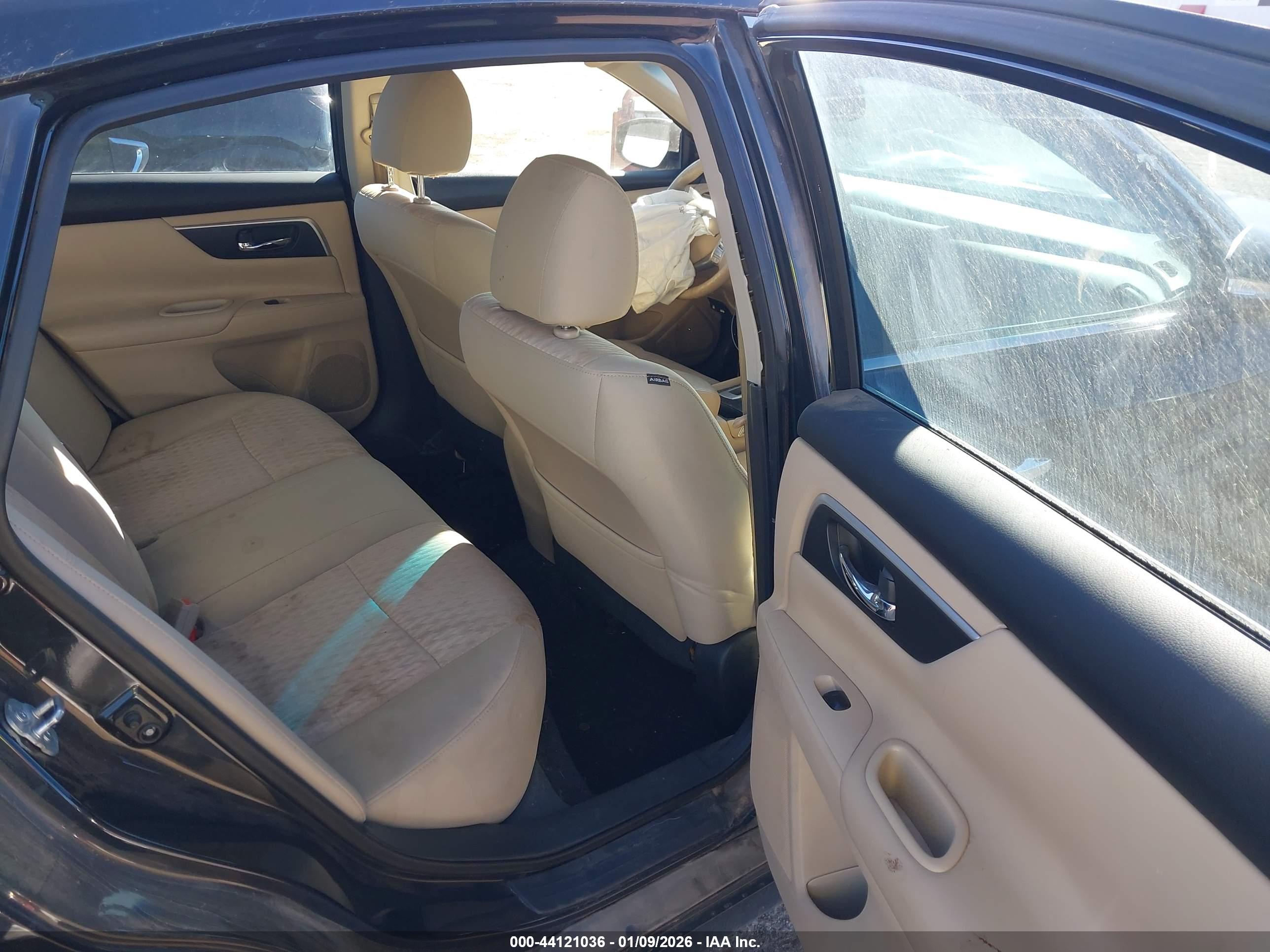 NISSAN ALTIMA image 8