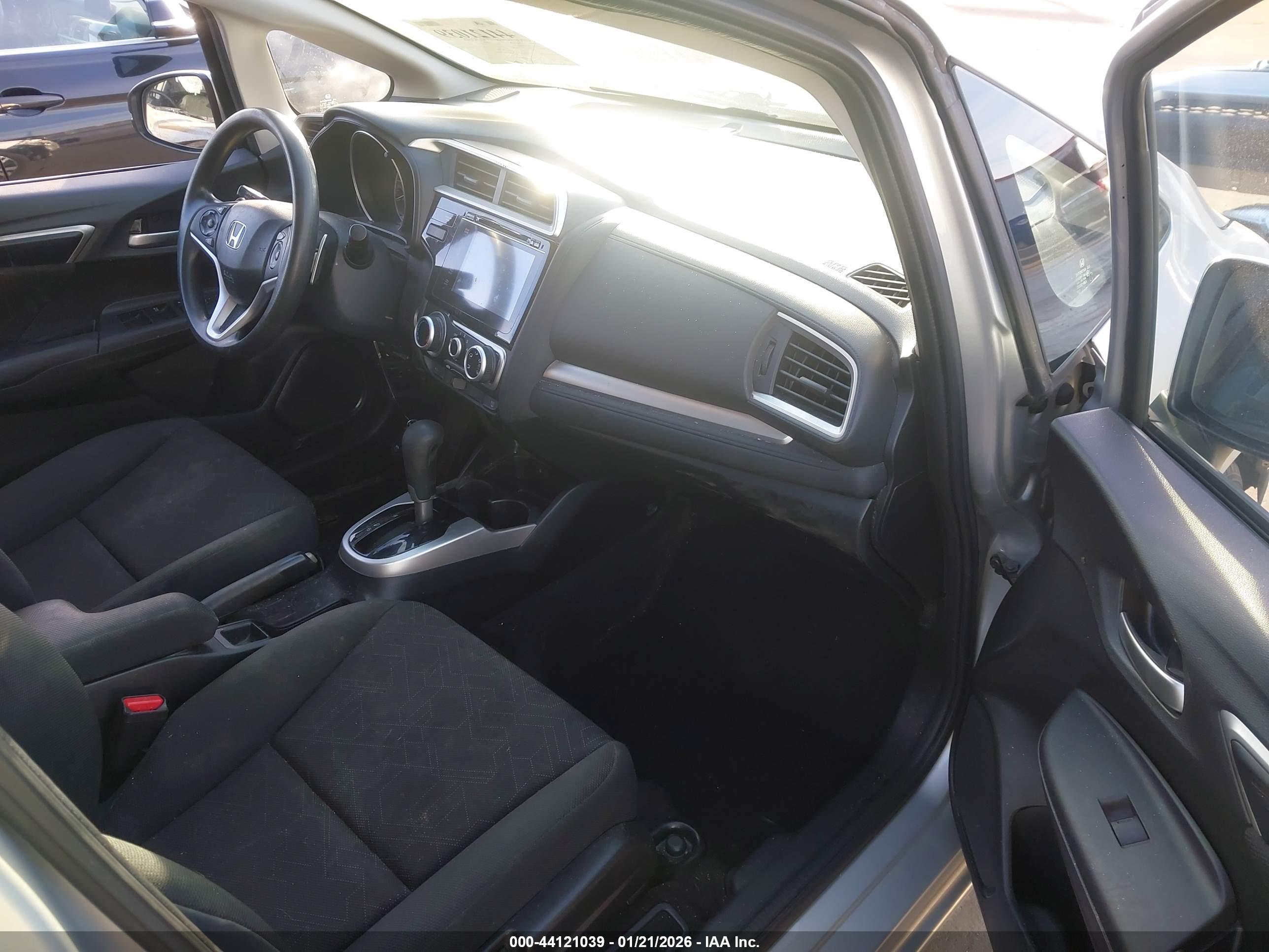 HONDA FIT image 5