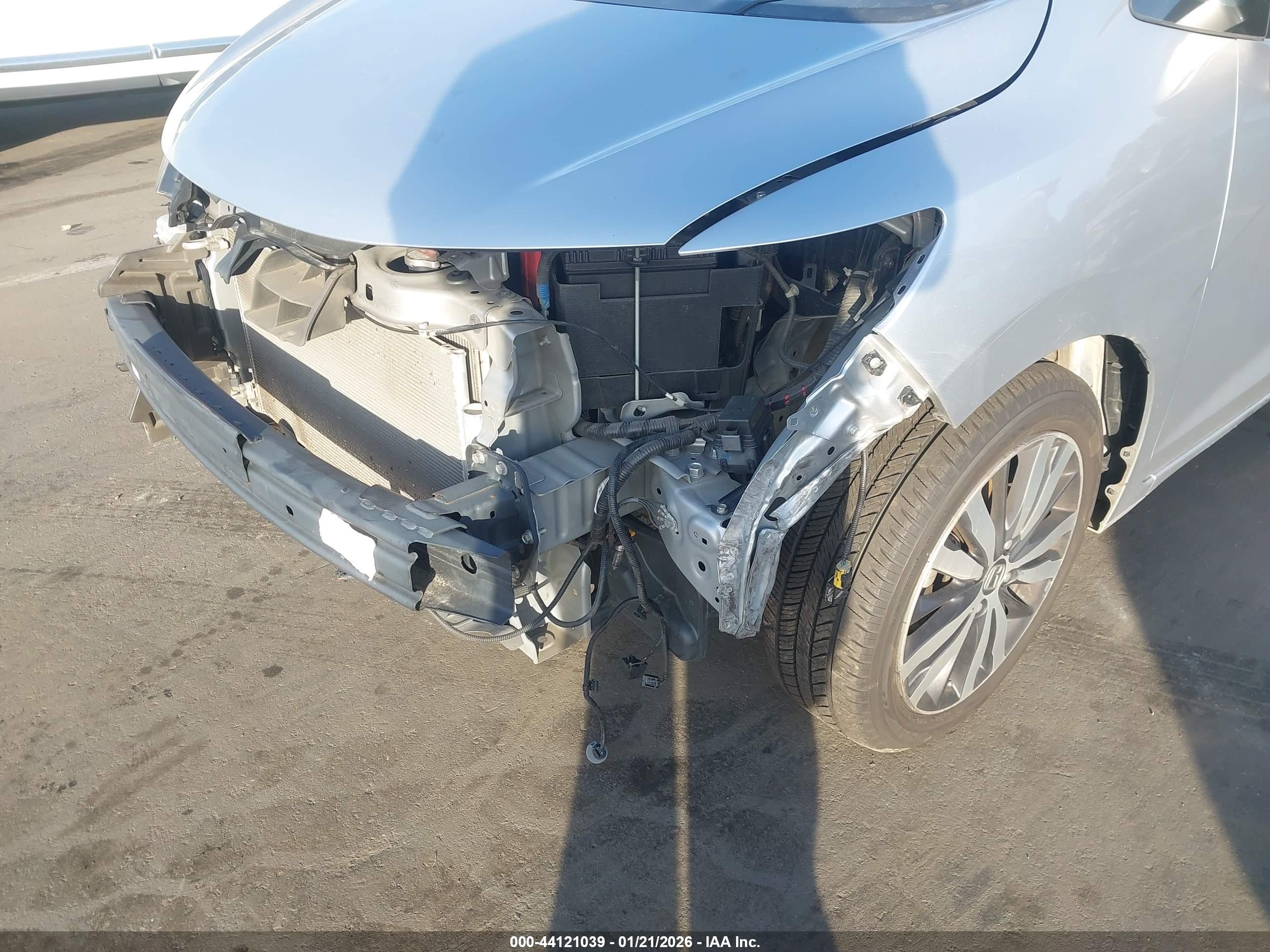 HONDA FIT image 6