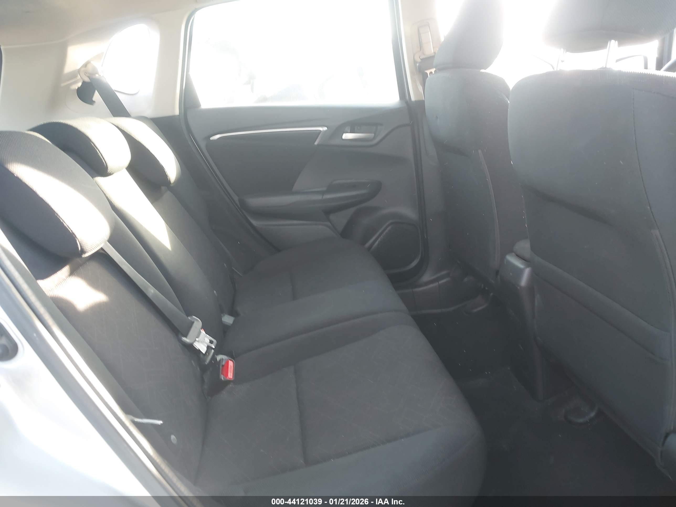 HONDA FIT image 8