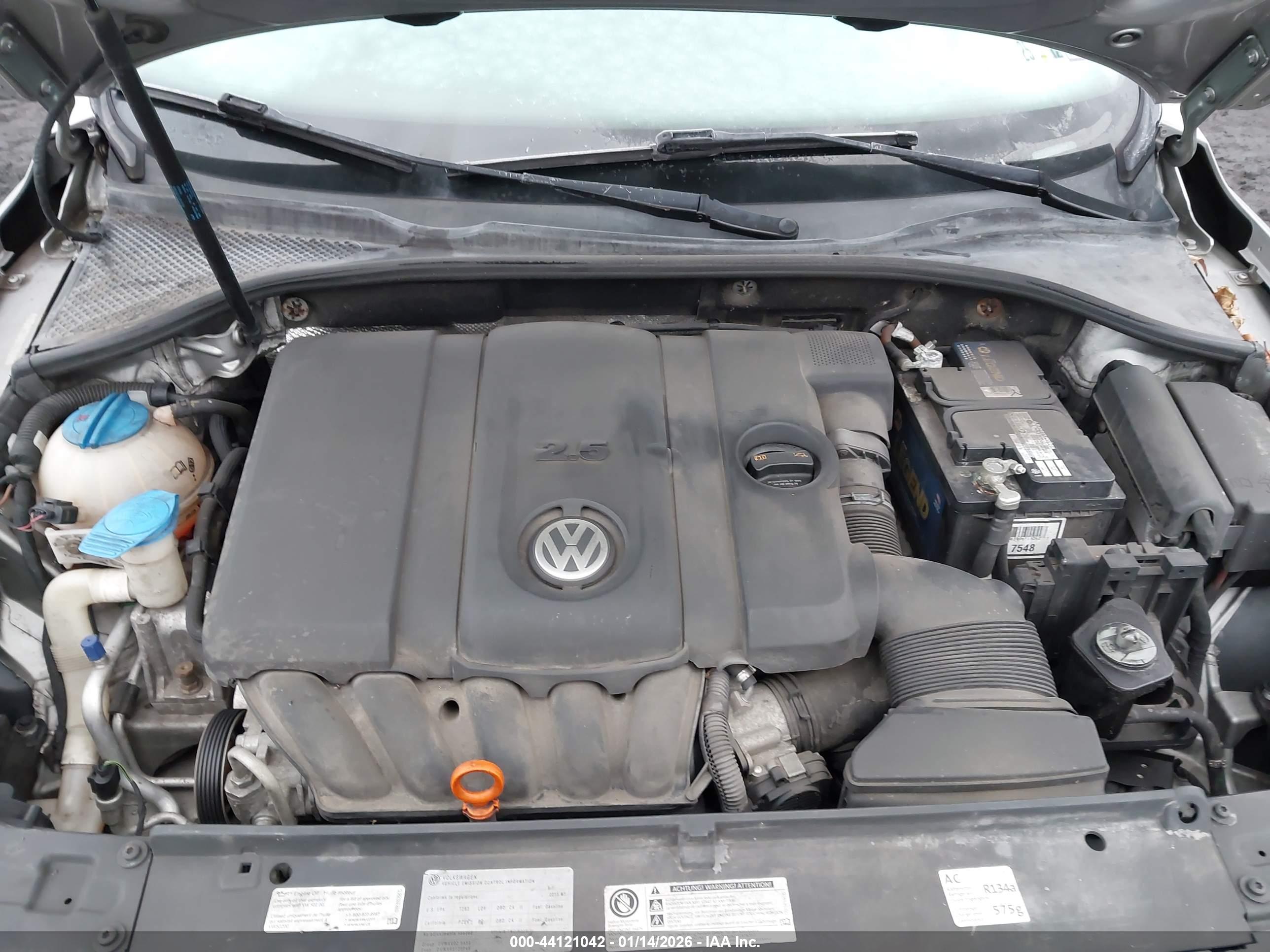 VOLKSWAGEN PASSAT image 10