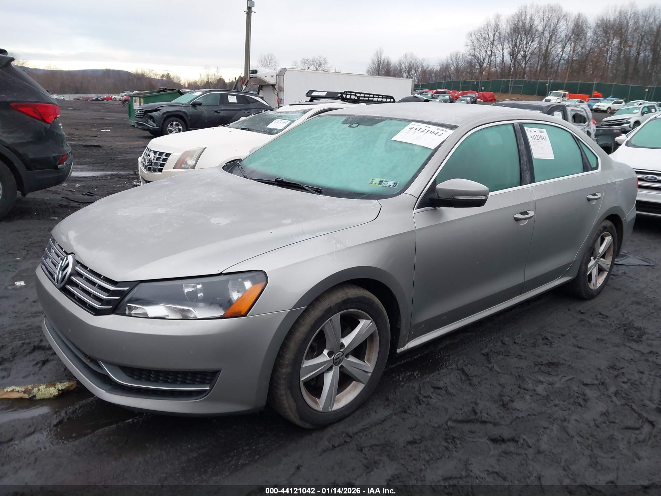 VOLKSWAGEN PASSAT image 2
