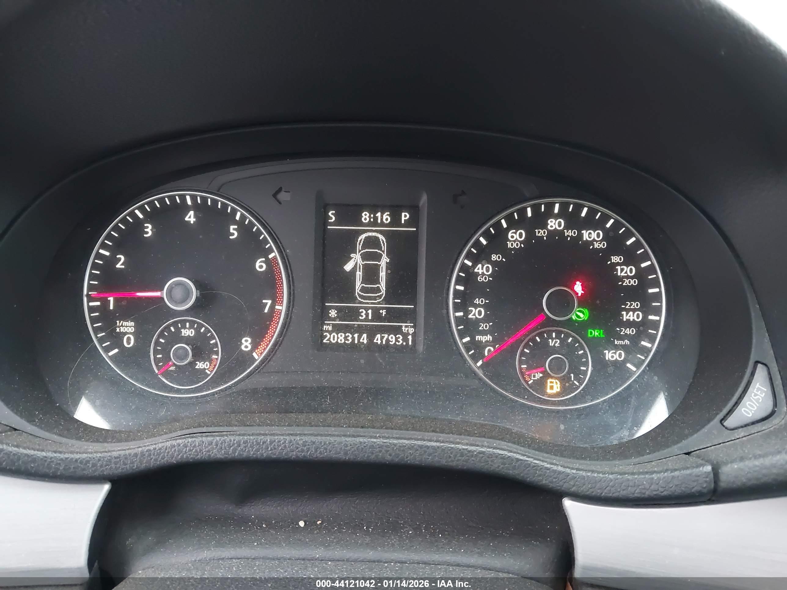 VOLKSWAGEN PASSAT image 7