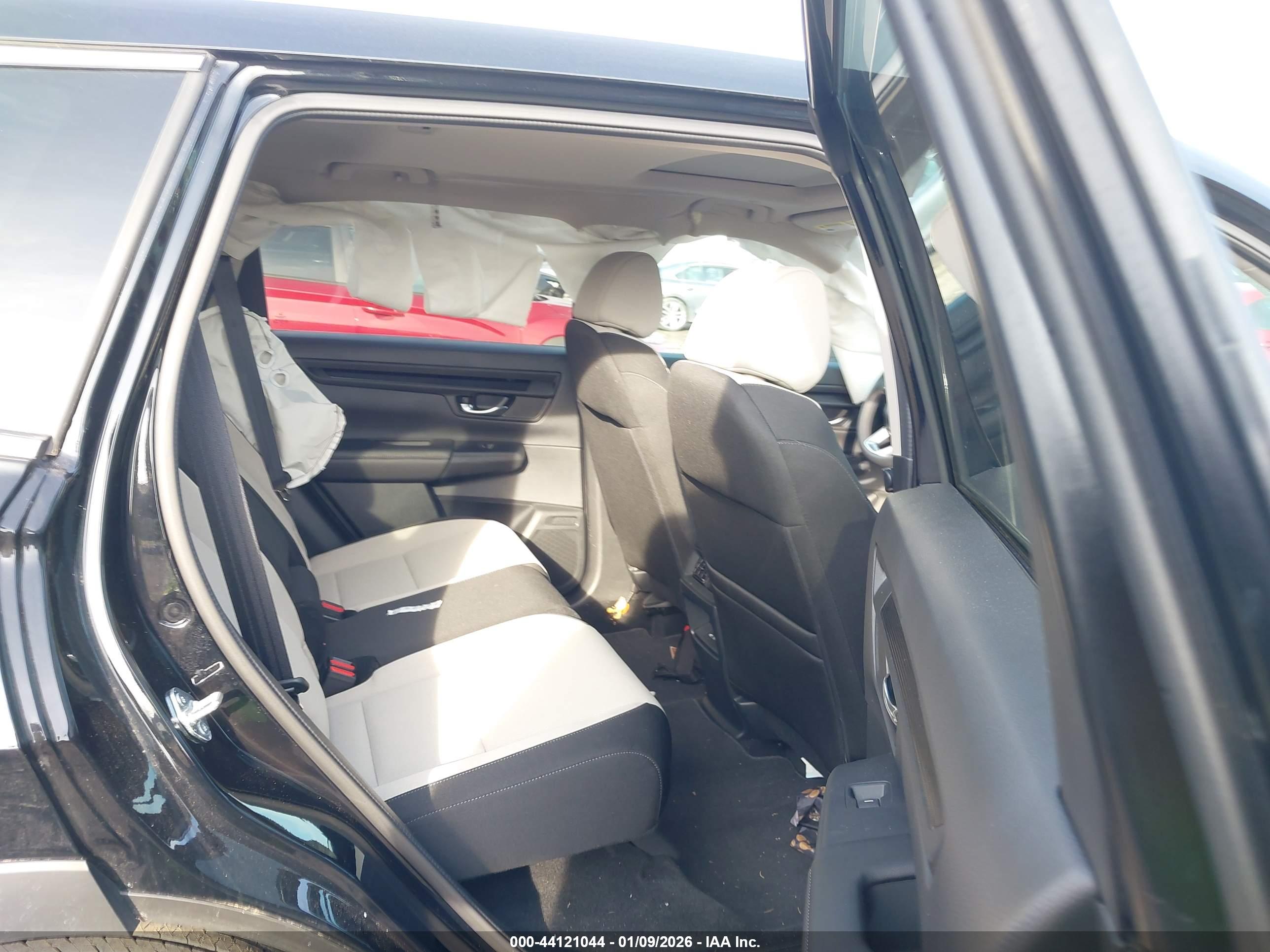 HONDA CR-V image 8