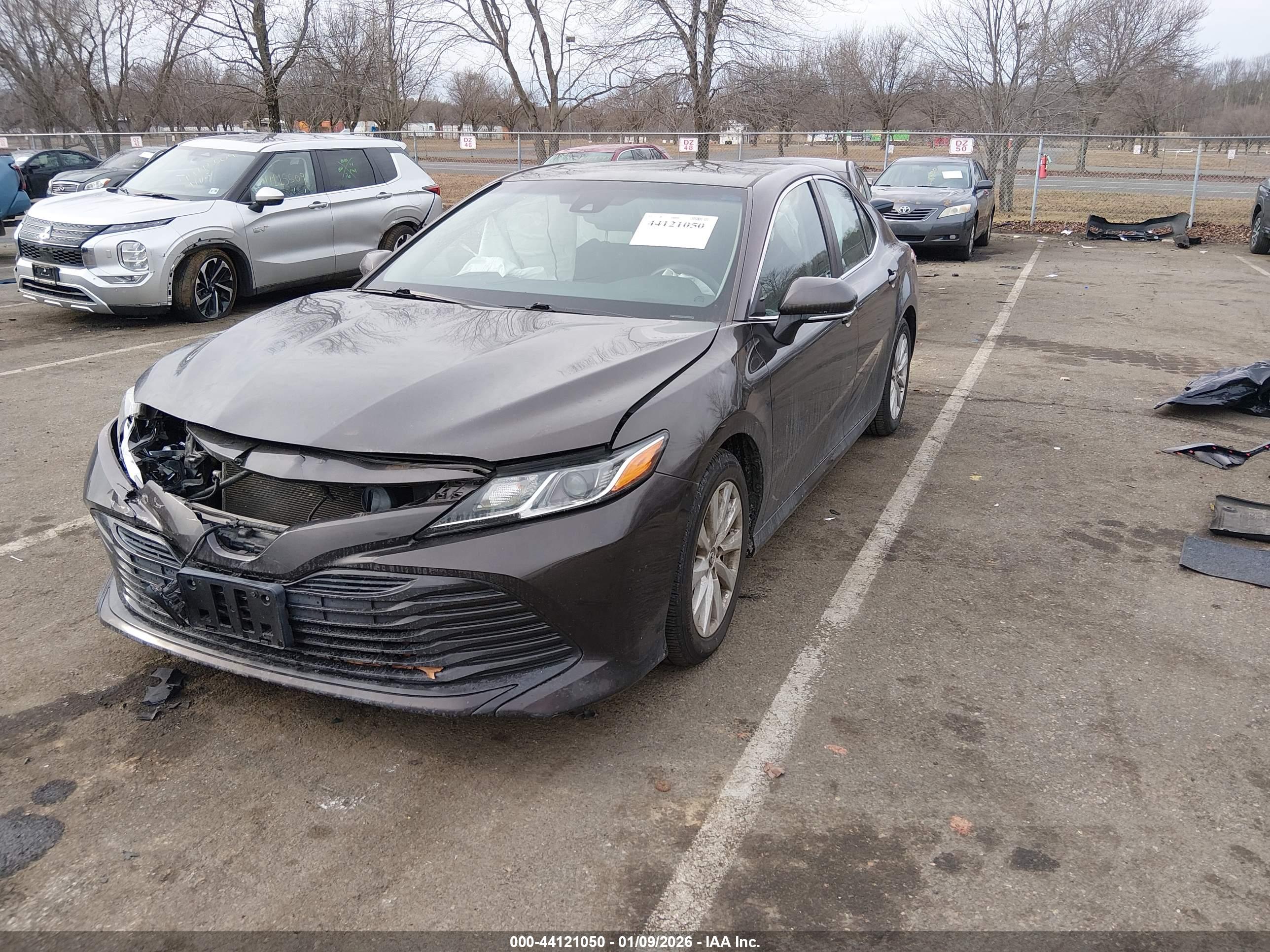 TOYOTA CAMRY image 2