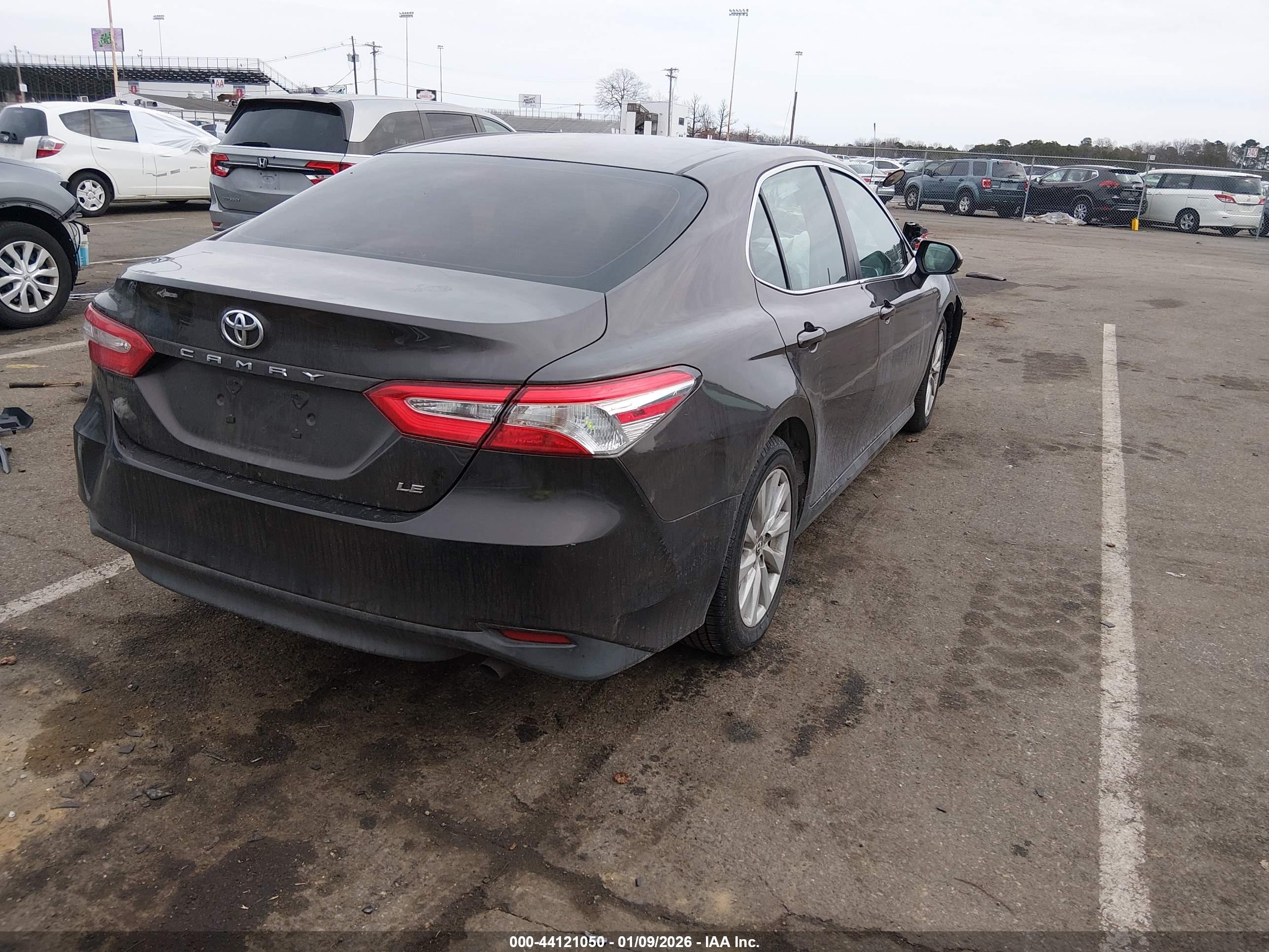 TOYOTA CAMRY image 4