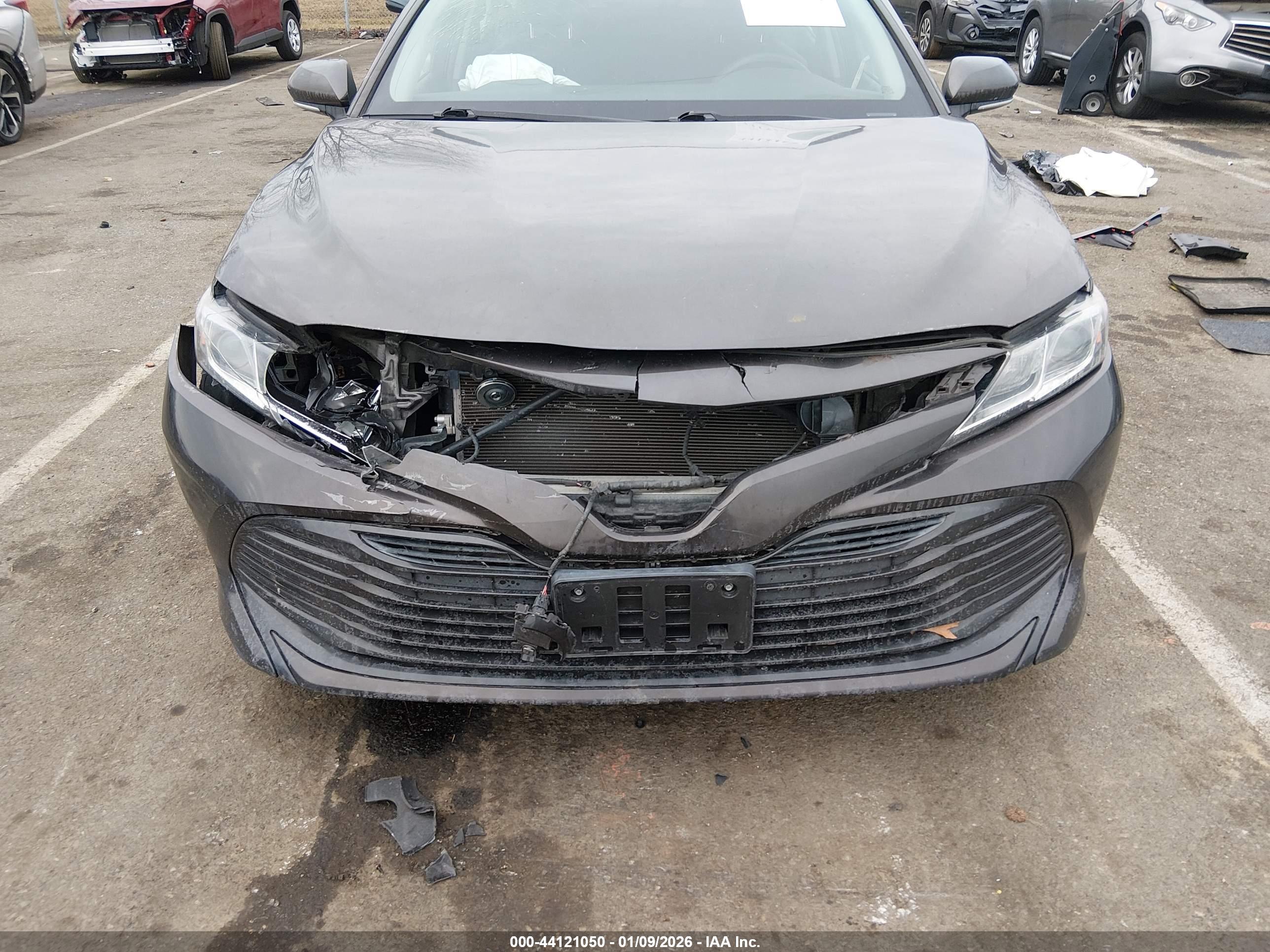 TOYOTA CAMRY image 6
