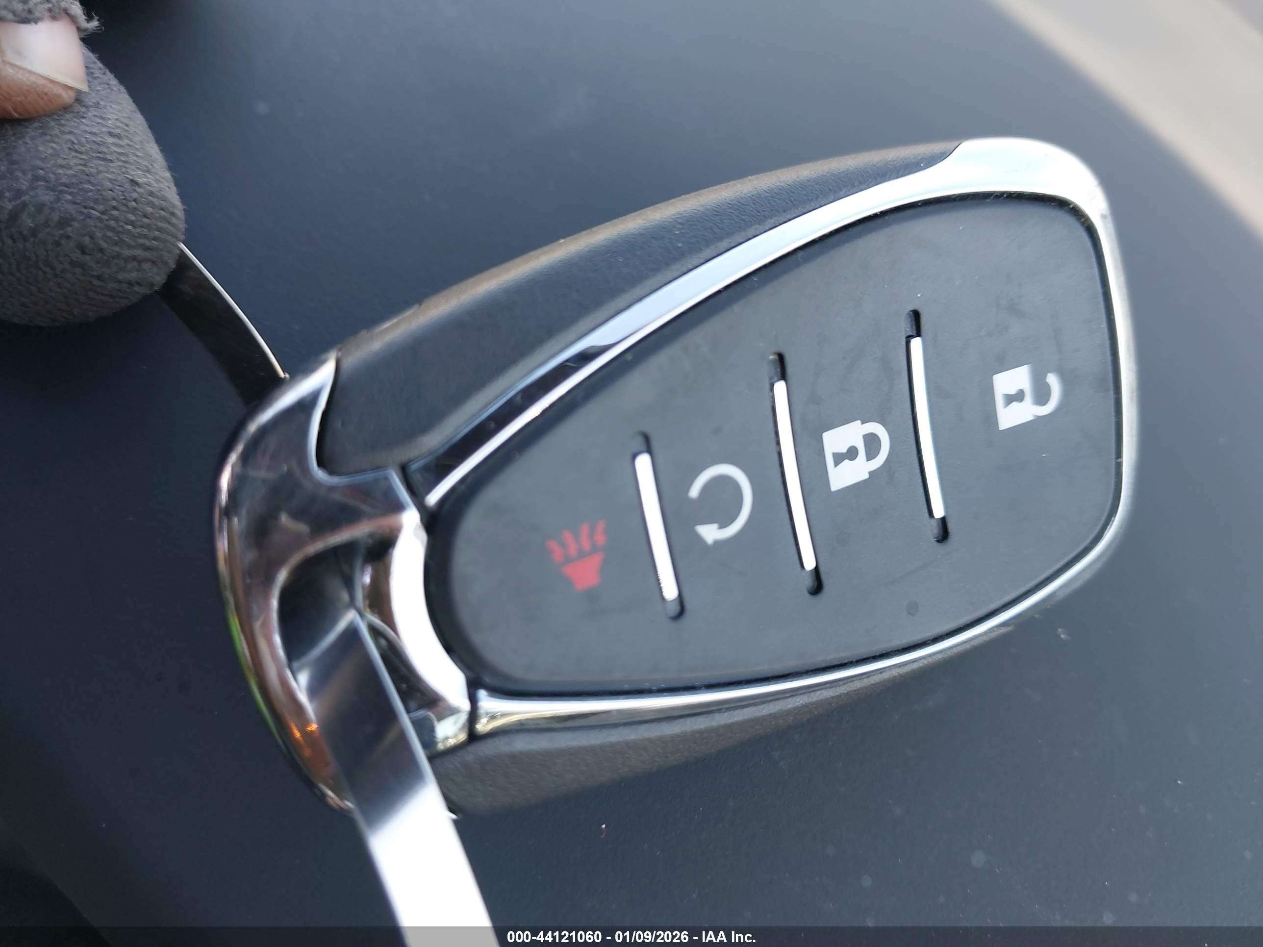 CHEVROLET TRAX image 11