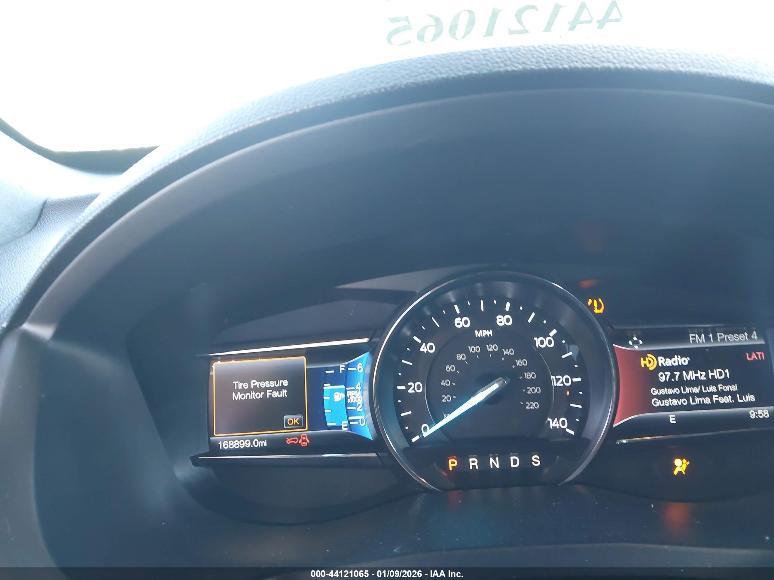 FORD EXPLORER image 7