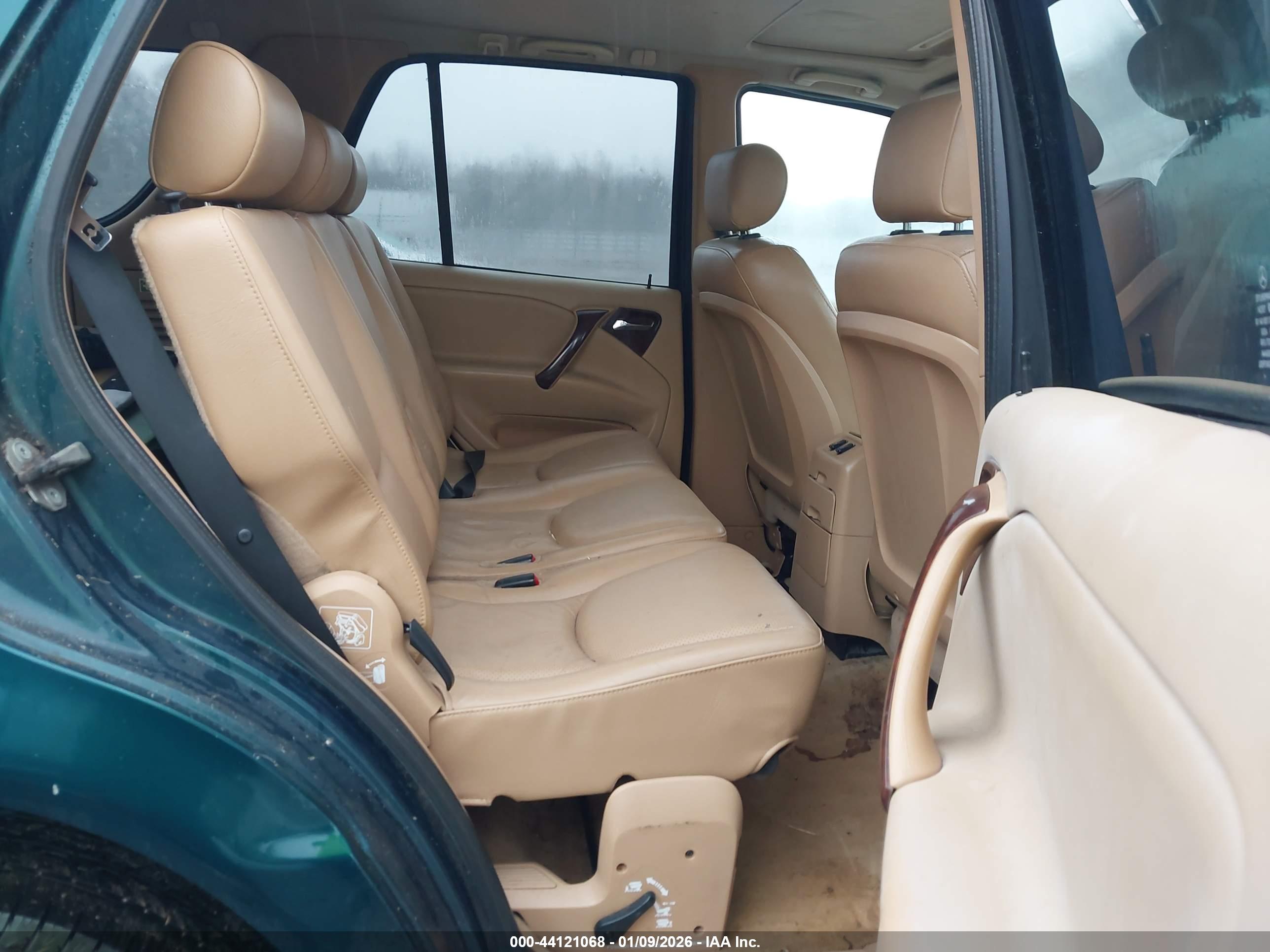 MERCEDES-BENZ ML image 8
