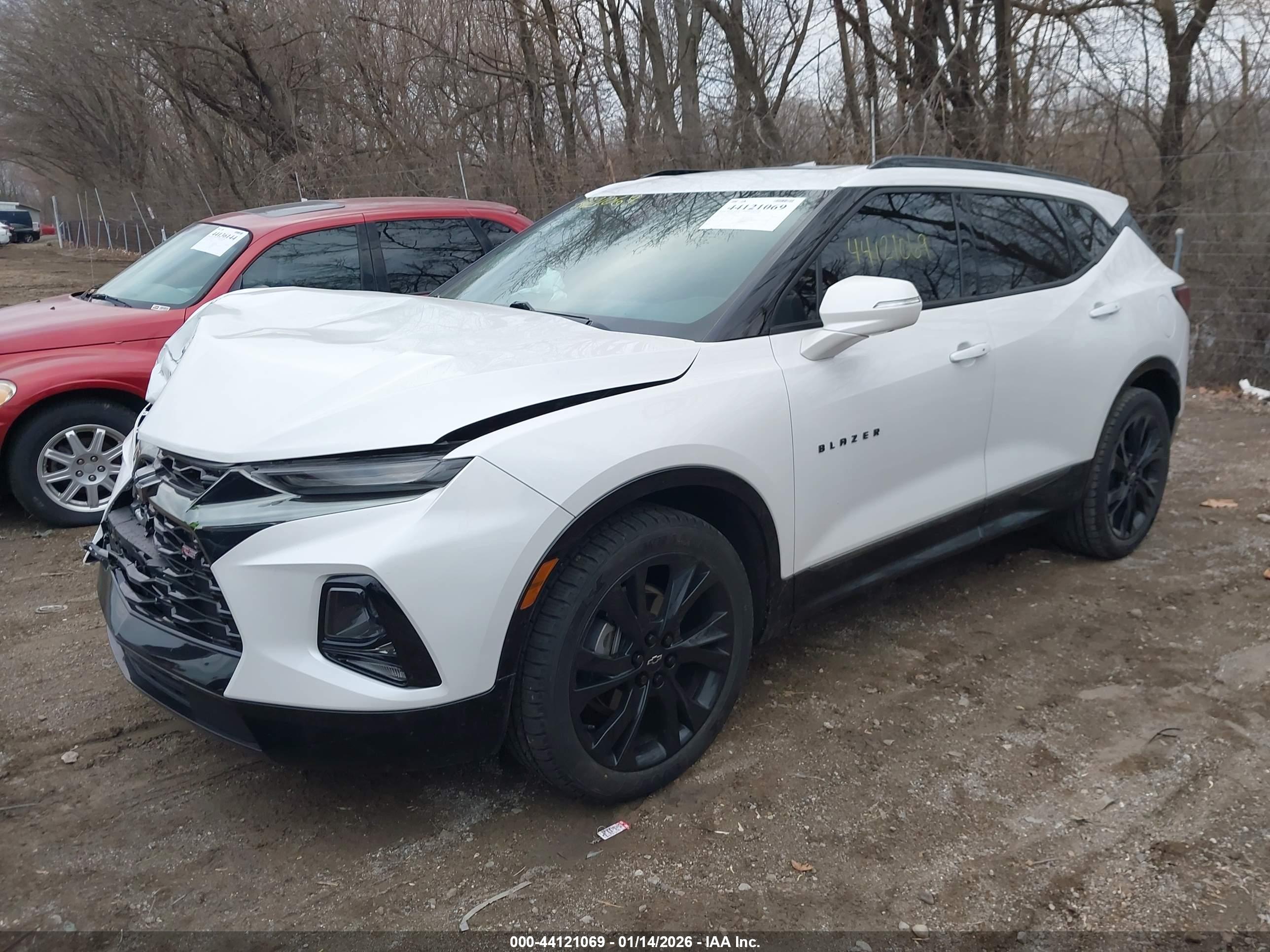 CHEVROLET BLAZER image 2