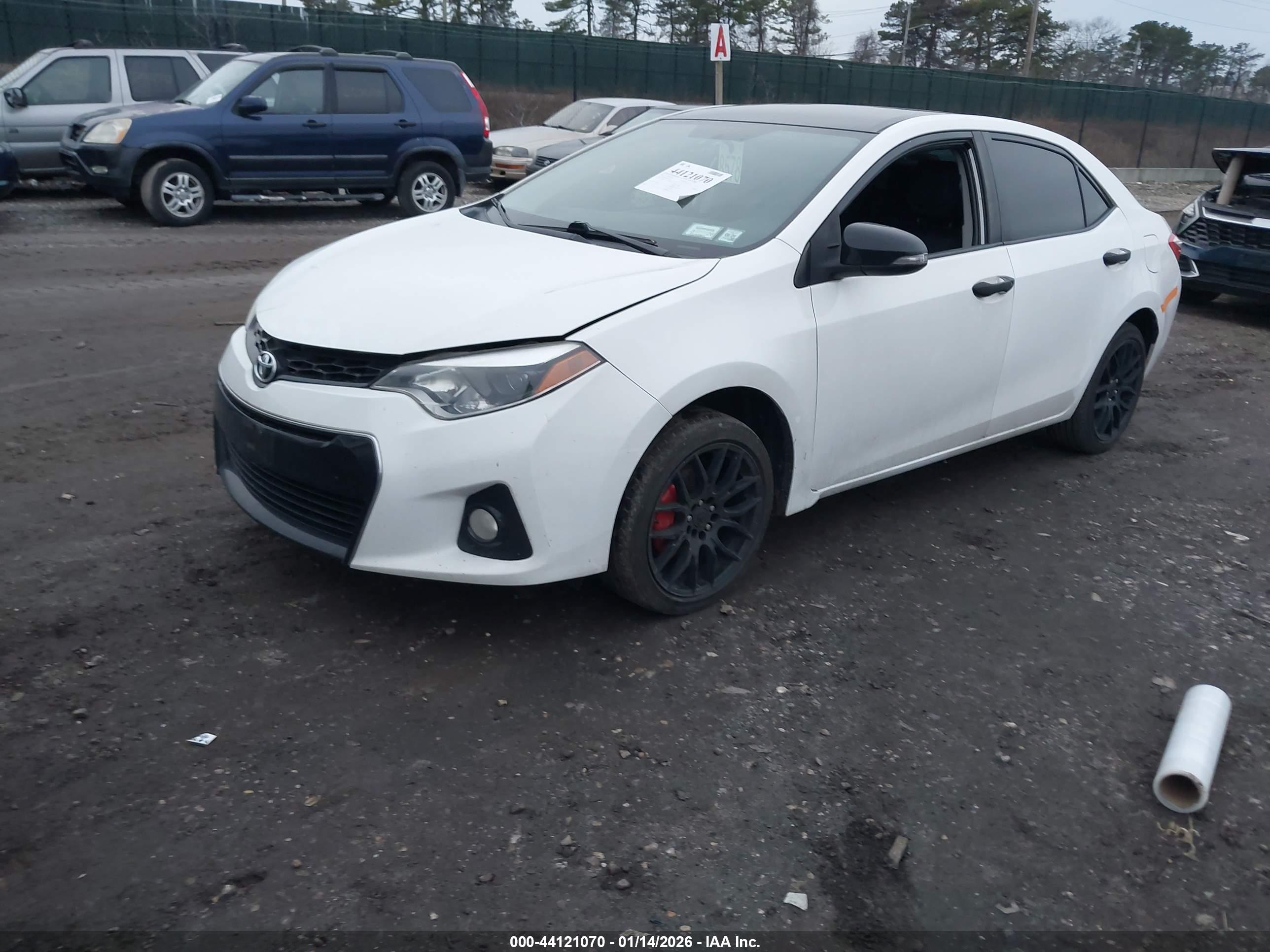 TOYOTA COROLLA image 2