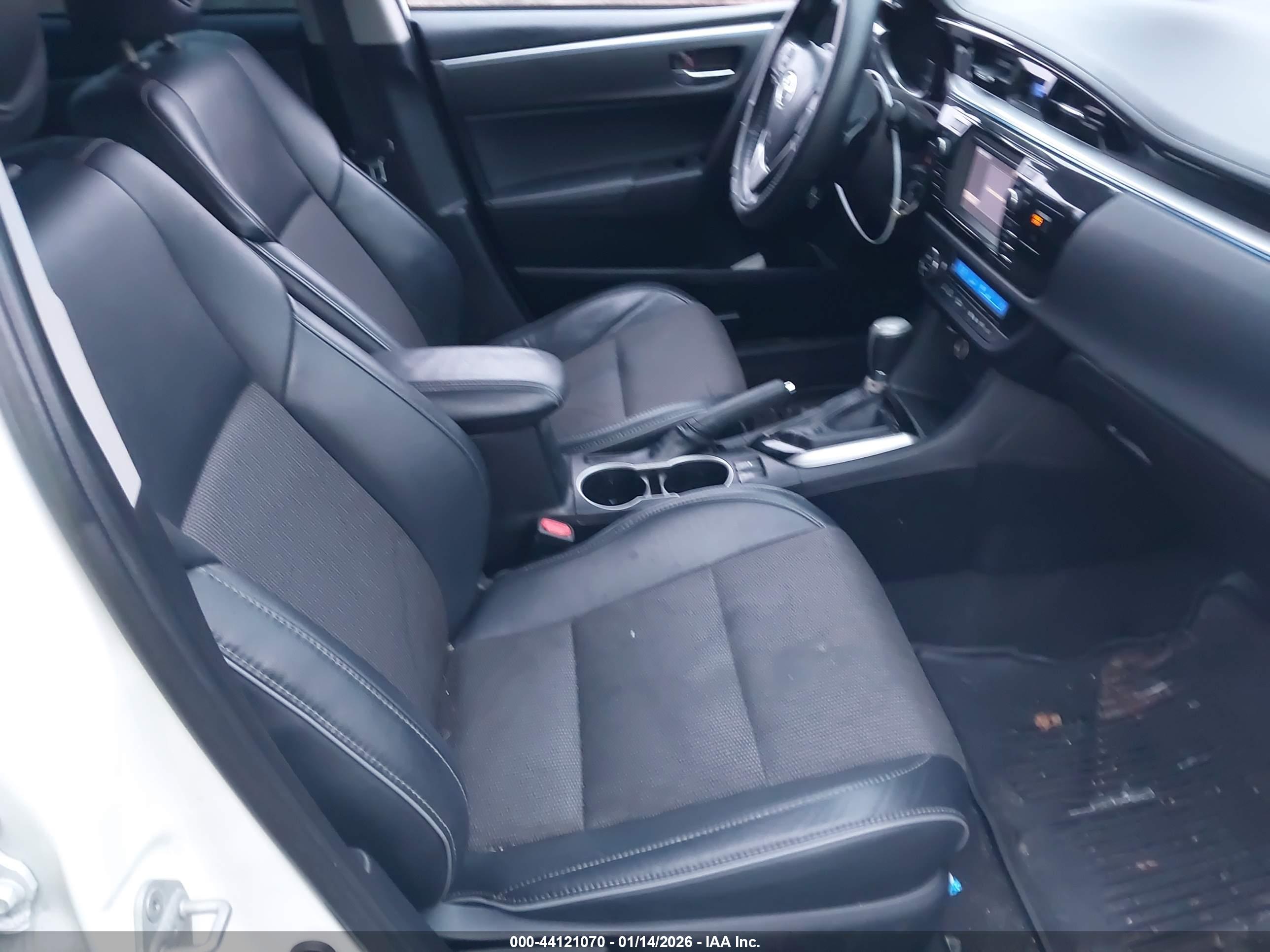 TOYOTA COROLLA image 5