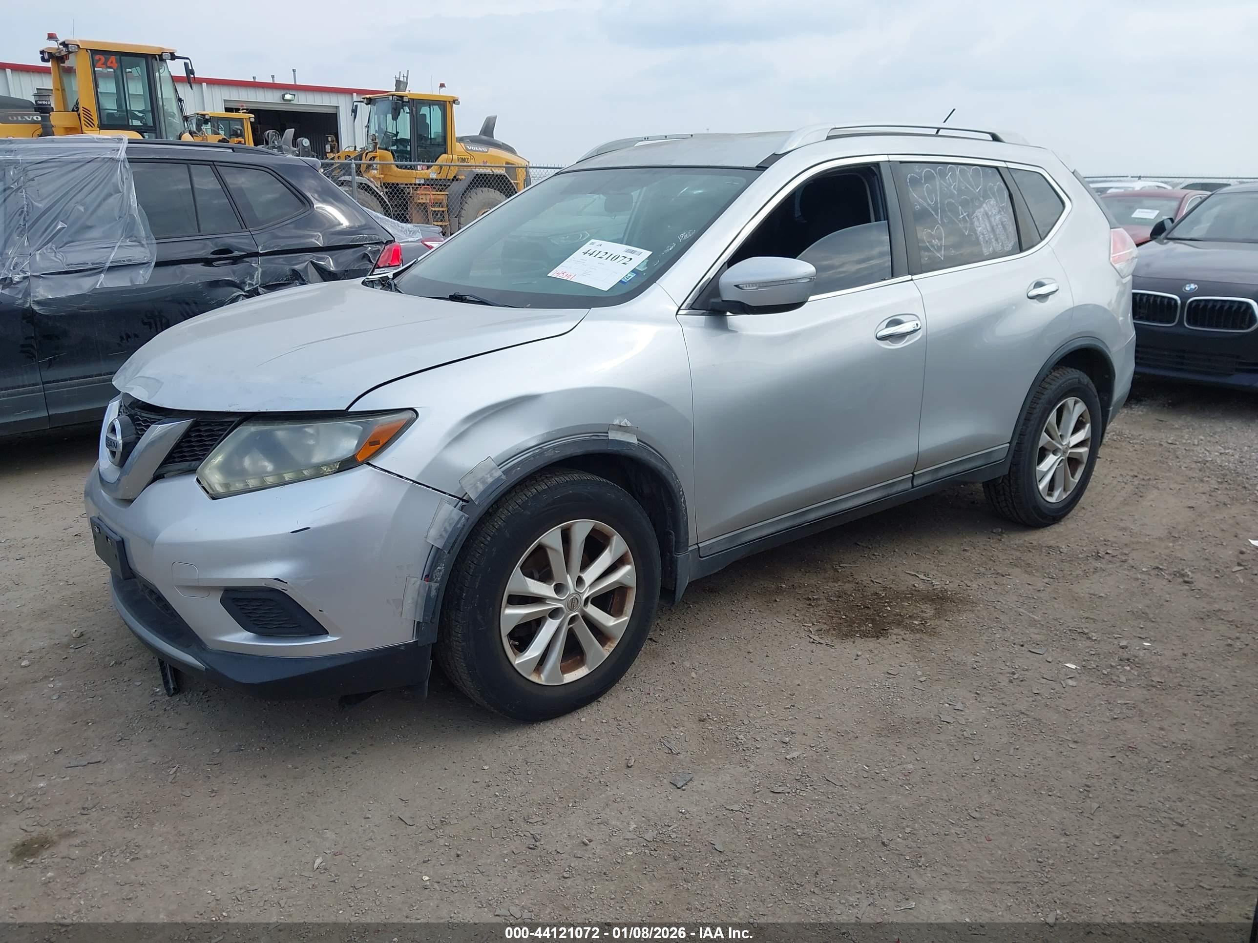 NISSAN ROGUE image 2