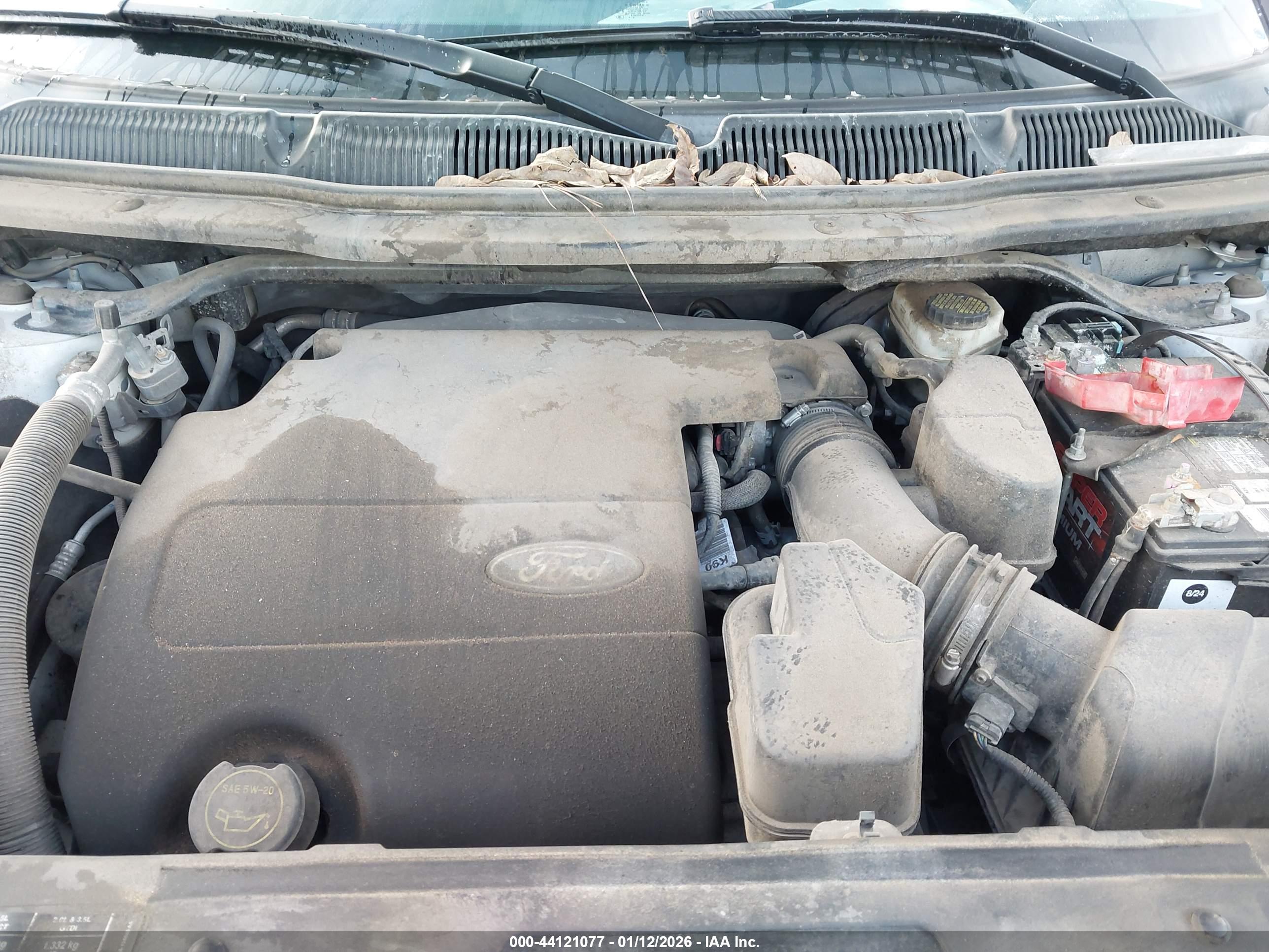 FORD EXPLORER image 10