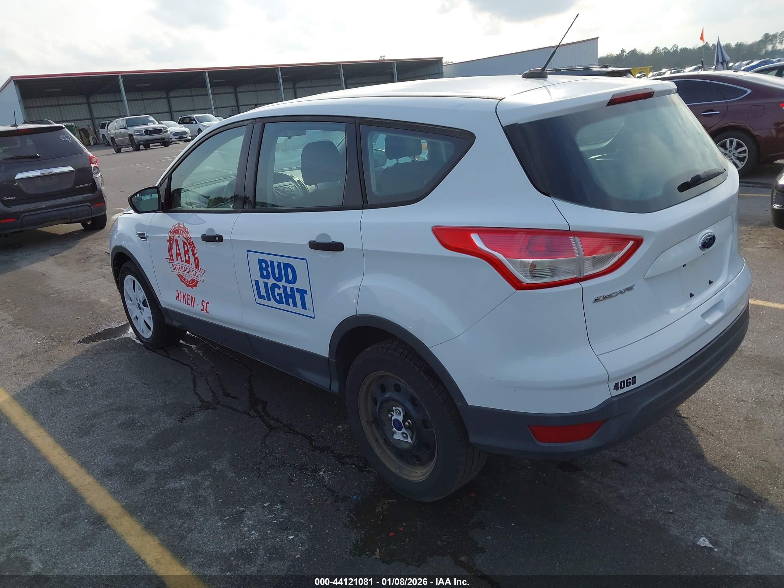 FORD ESCAPE image 3