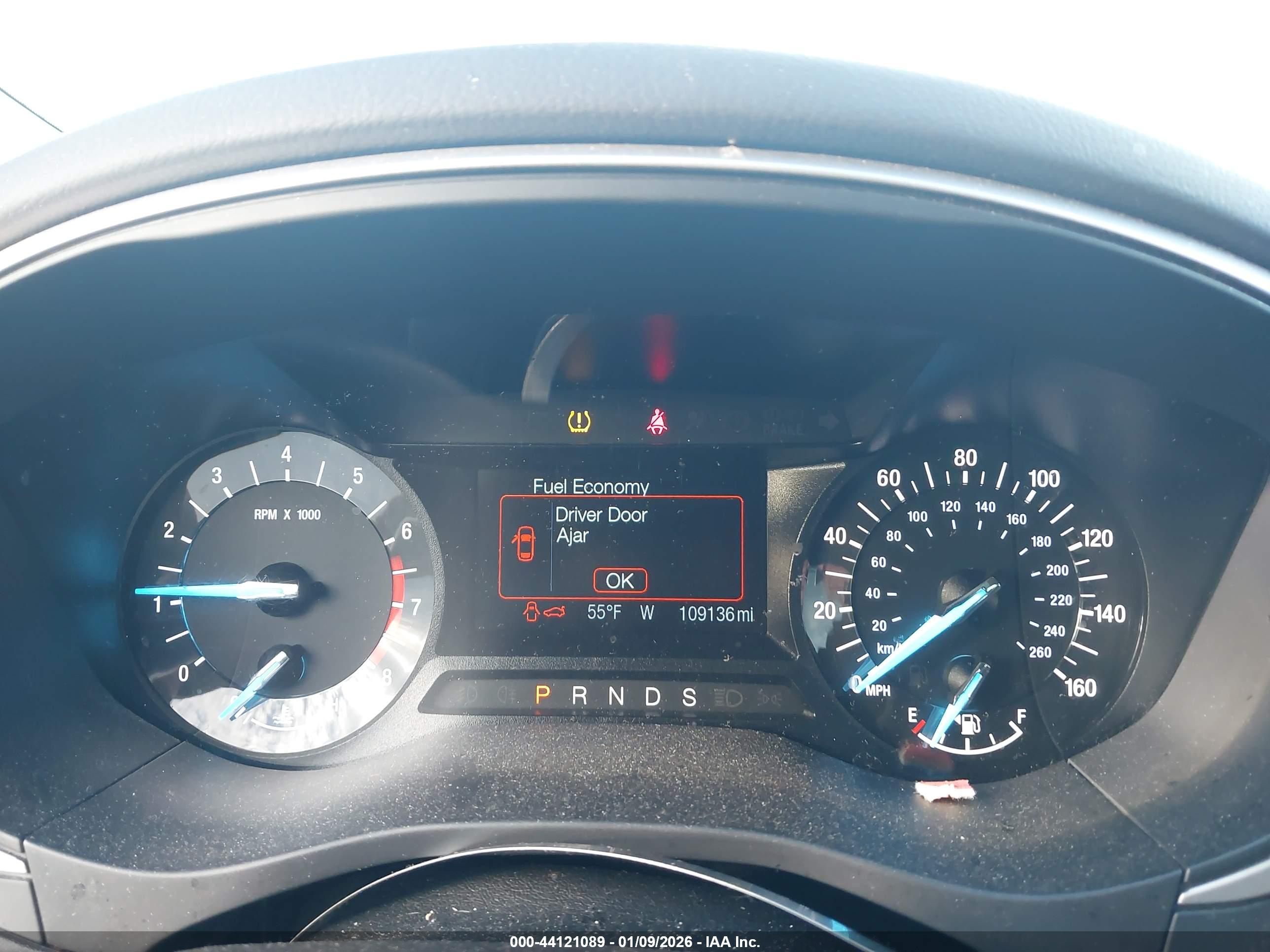 FORD FUSION image 7