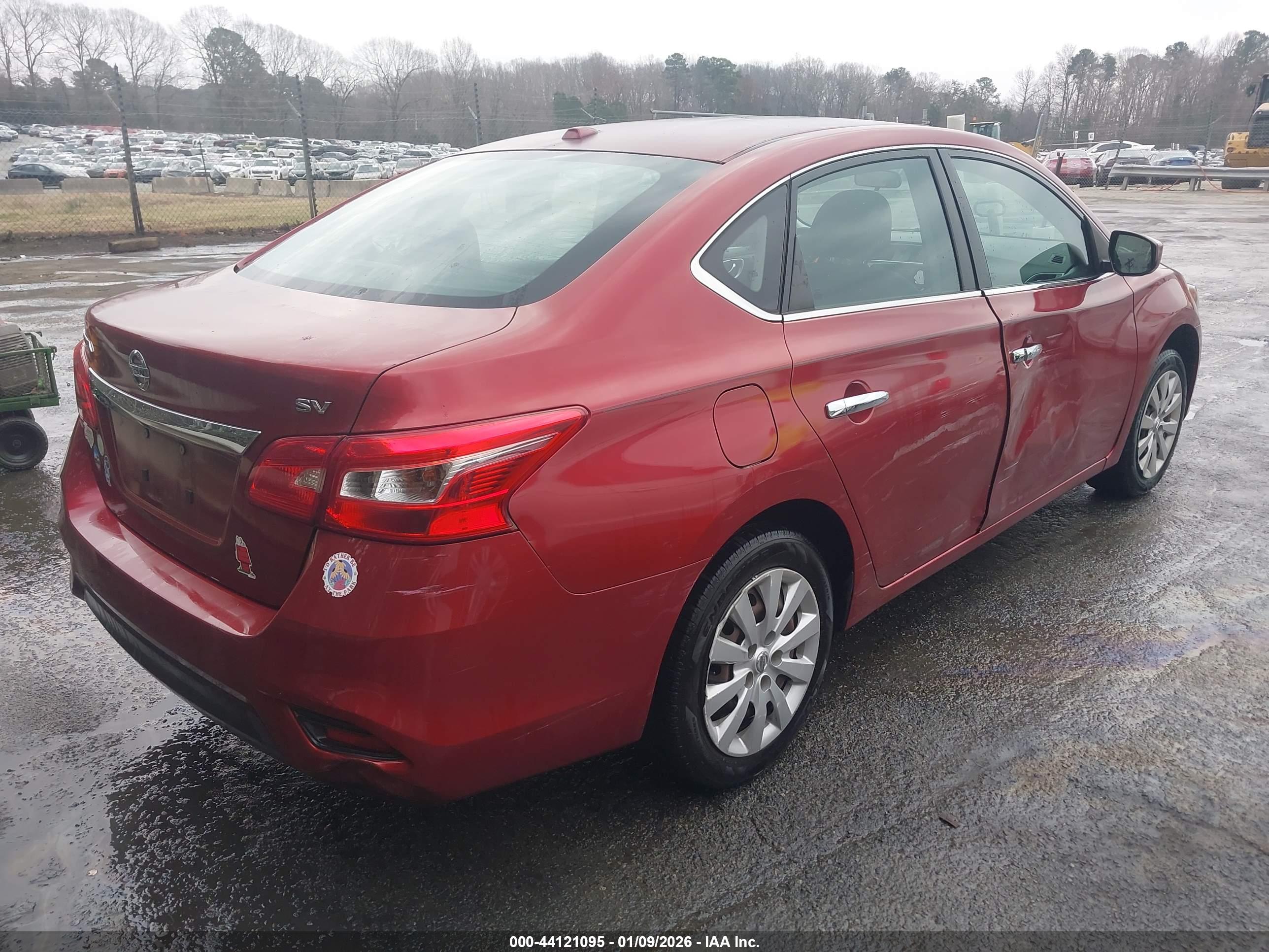 NISSAN SENTRA image 4