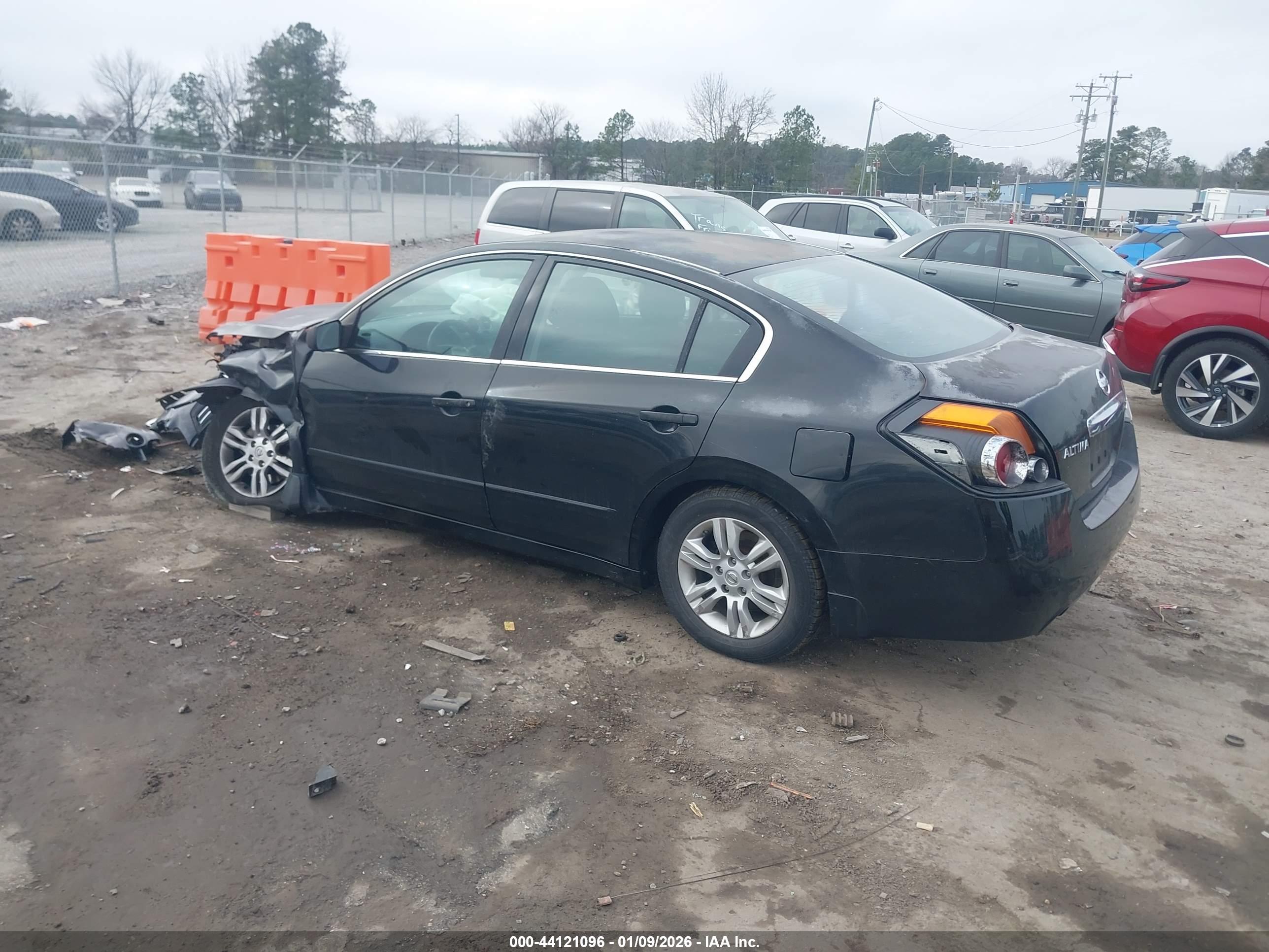 NISSAN ALTIMA image 3