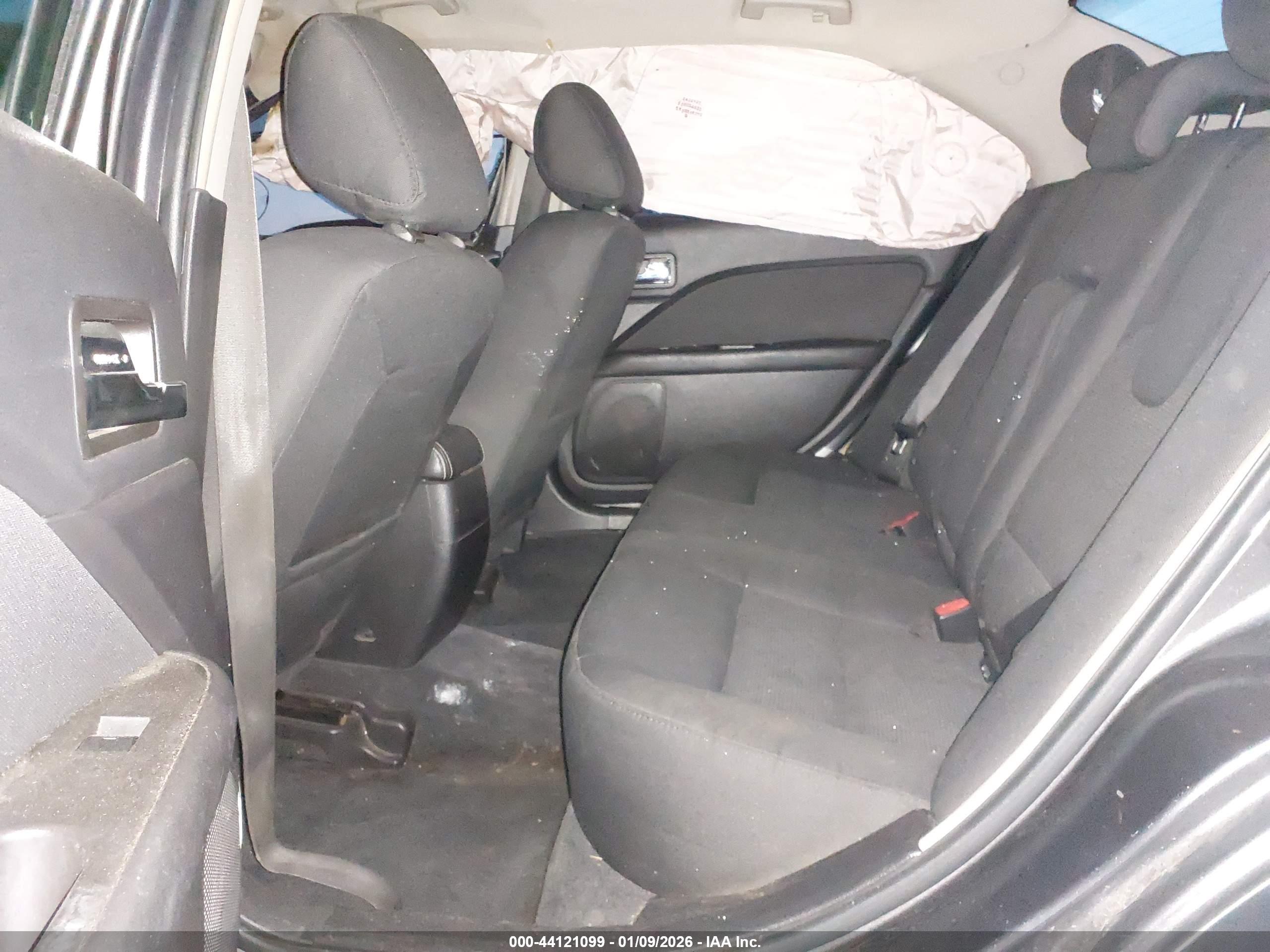 FORD FUSION image 8