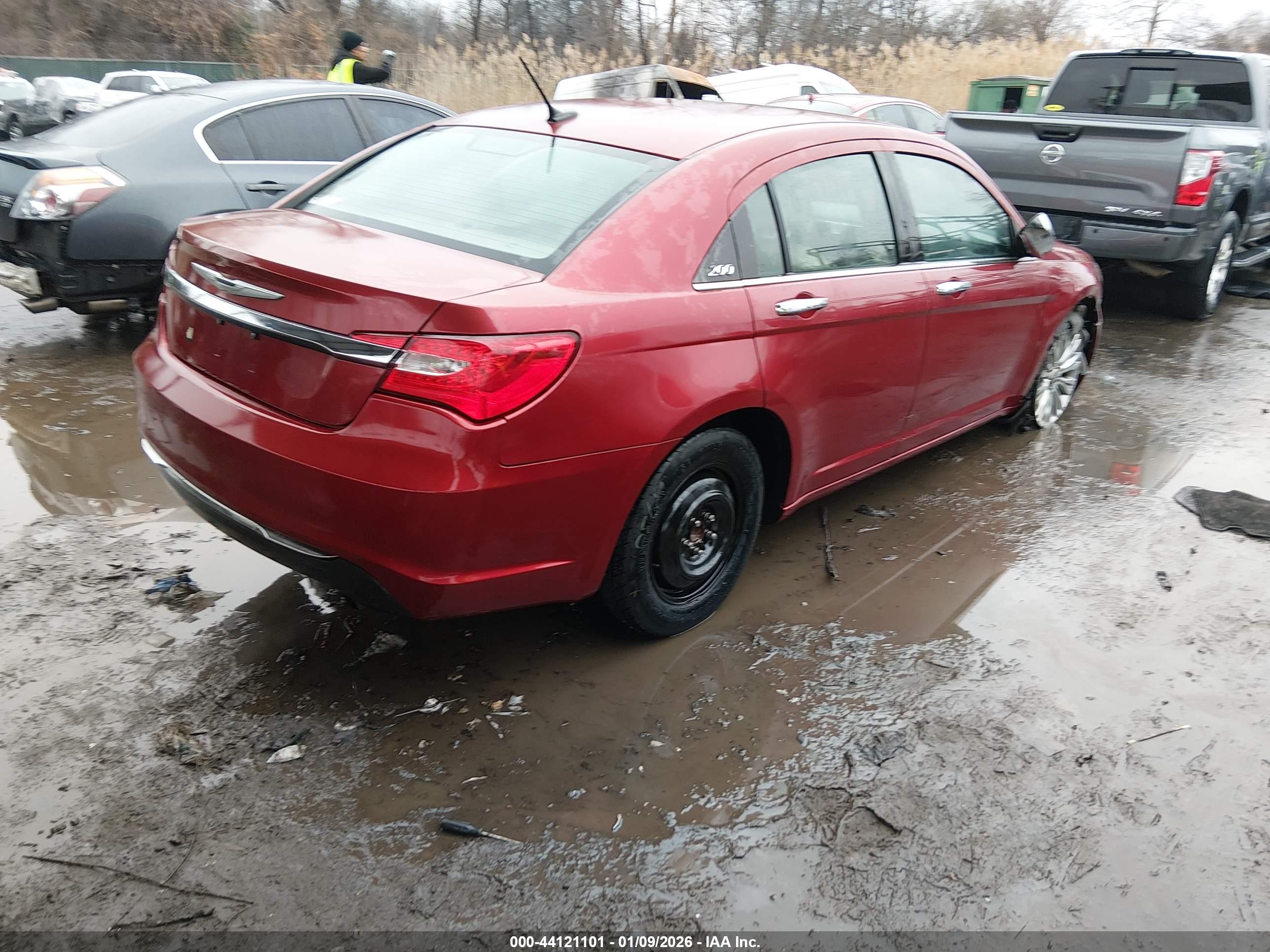 CHRYSLER 200 image 4