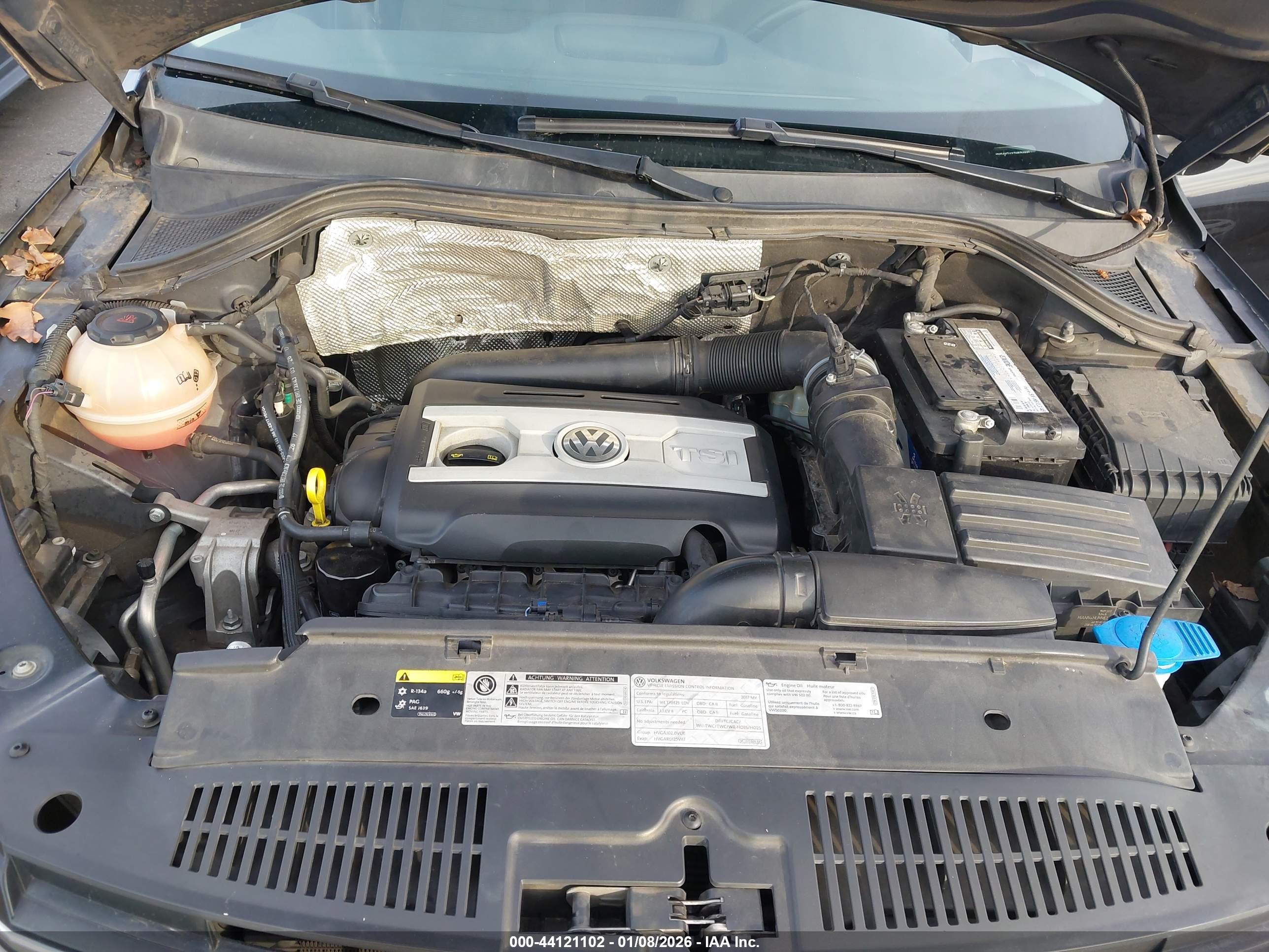 VOLKSWAGEN TIGUAN image 10