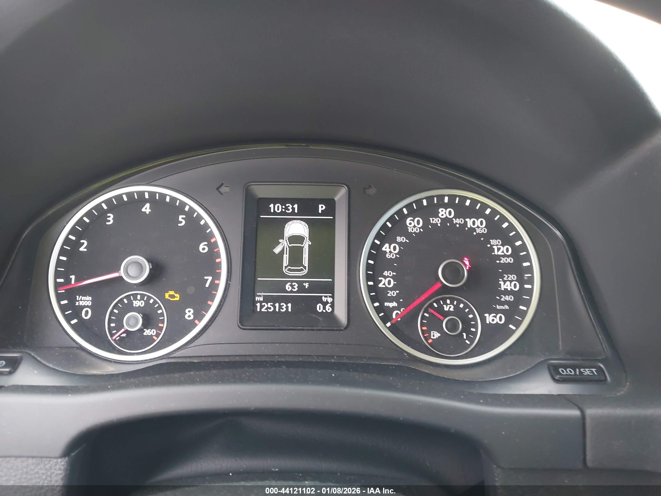 VOLKSWAGEN TIGUAN image 7